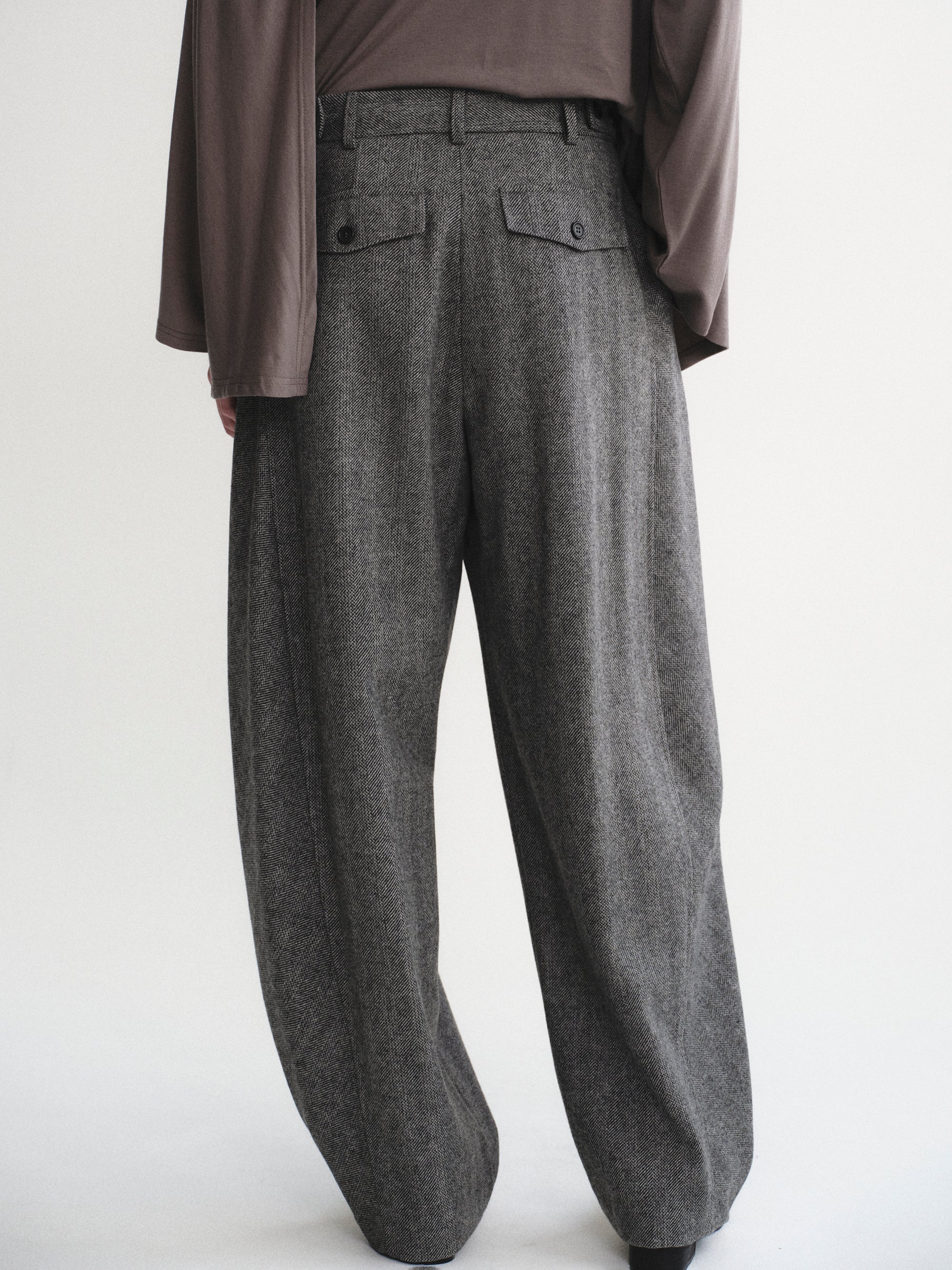 Herringbone Tuck Trousers, Charcoal