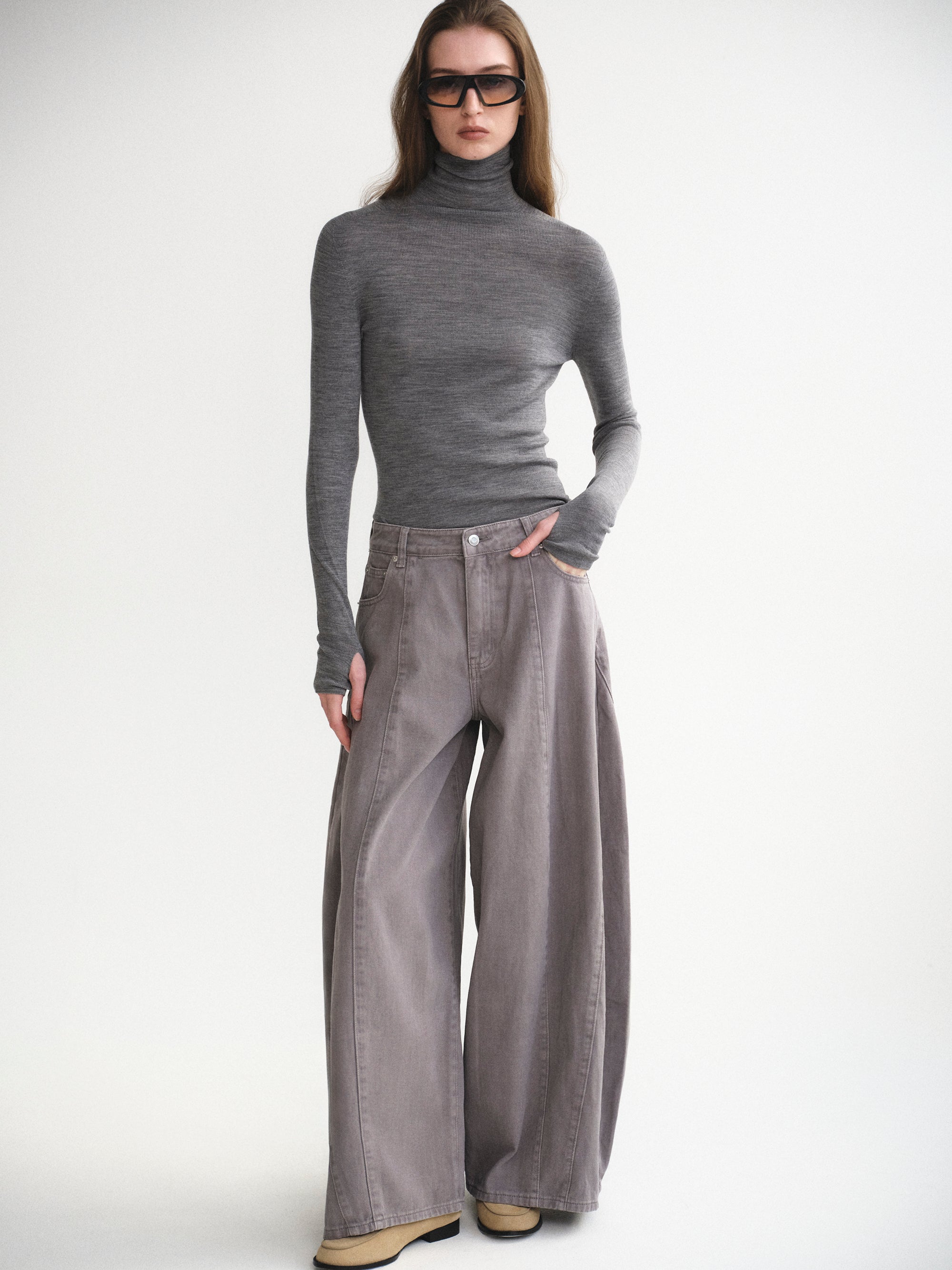 Fine-Knit Merino Turtleneck, Grey