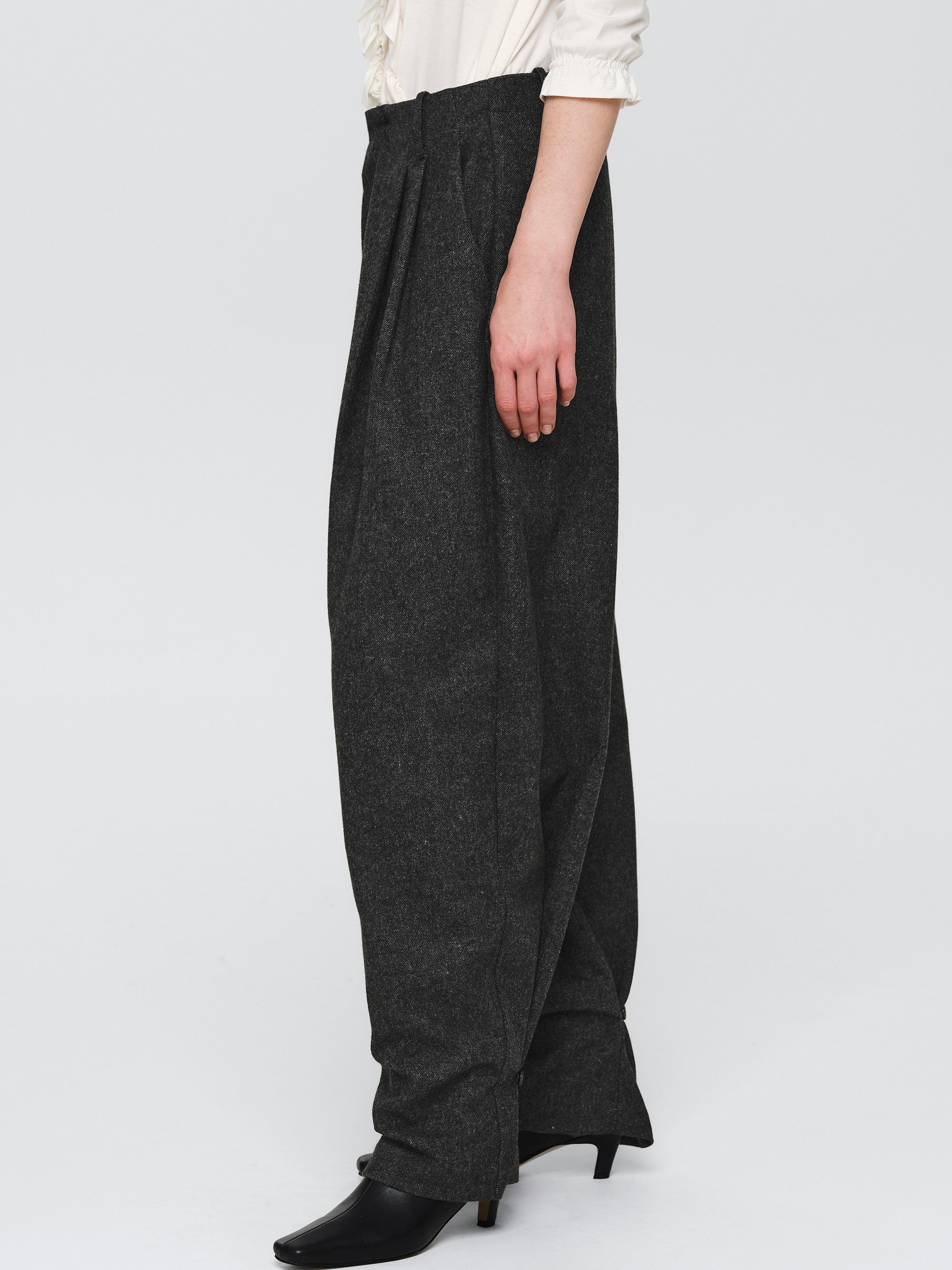 Button Tapered Trousers, Charcoal