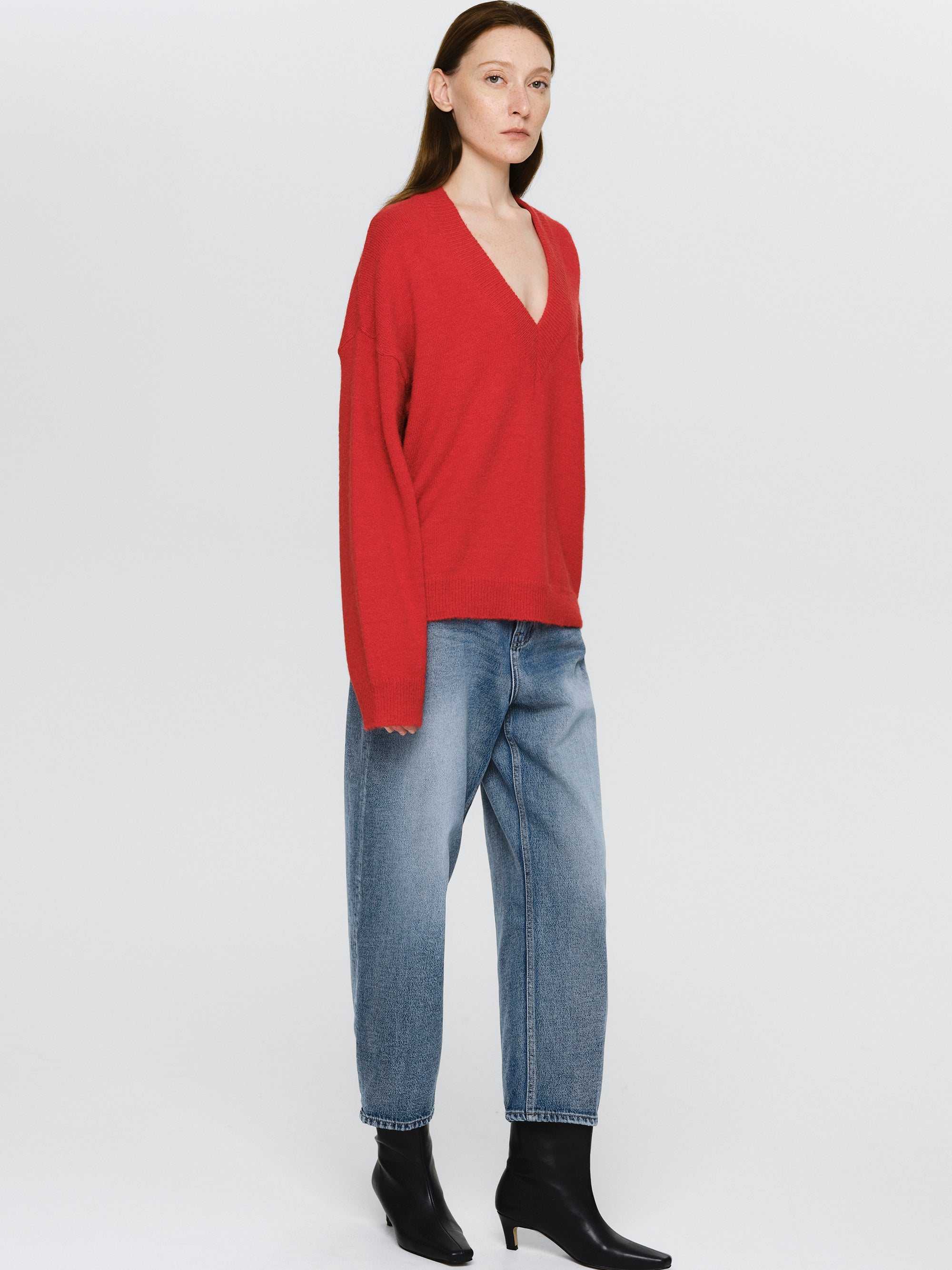 V-Neck Pullover, Red