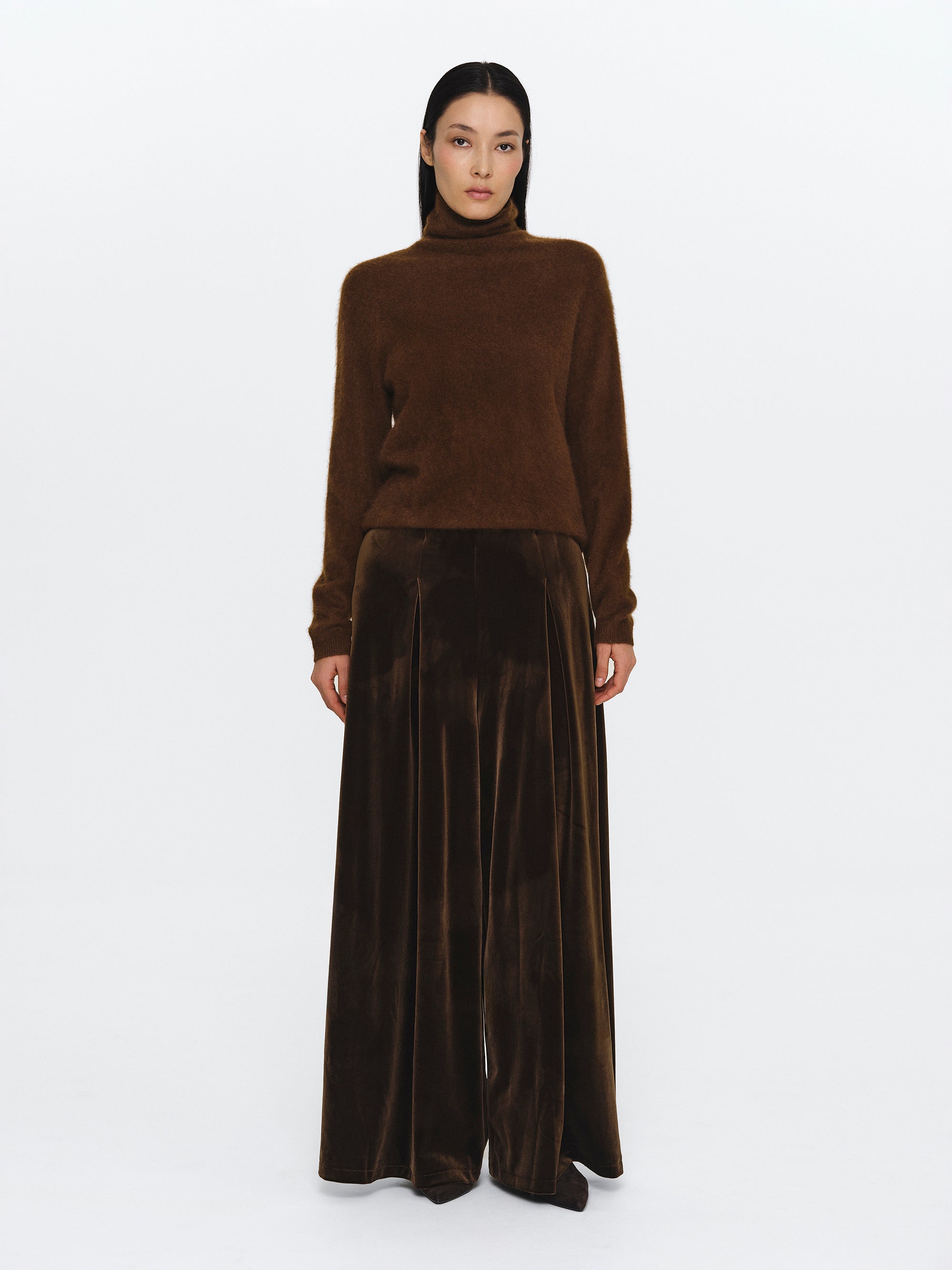 Wide-Leg Velvet Trousers, Brown