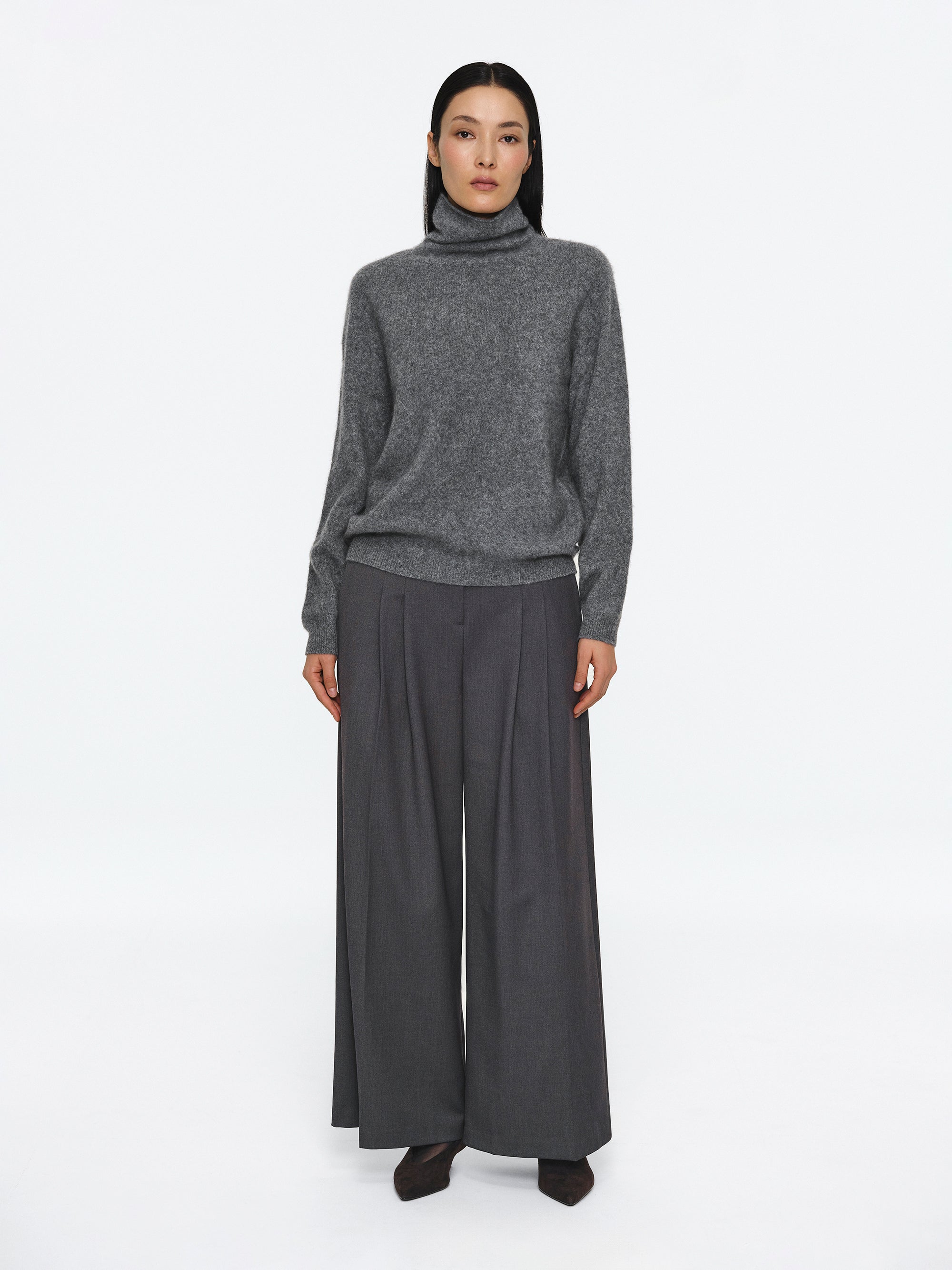 Wide Double Pleated Trousers, Charcoal