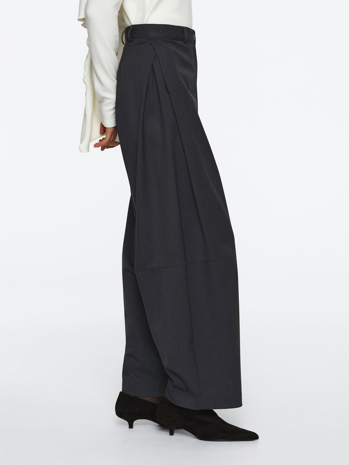 Quarte Pleated Trousers, Charcoal Grey
