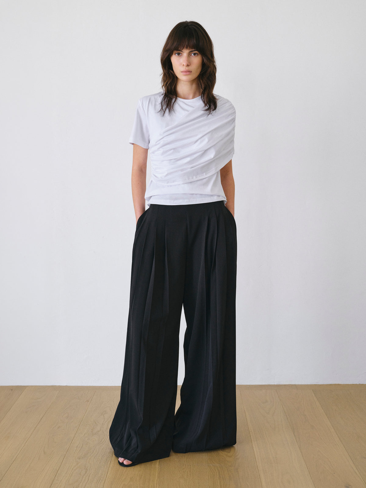 Cassini Pleated Long Trousers, Black