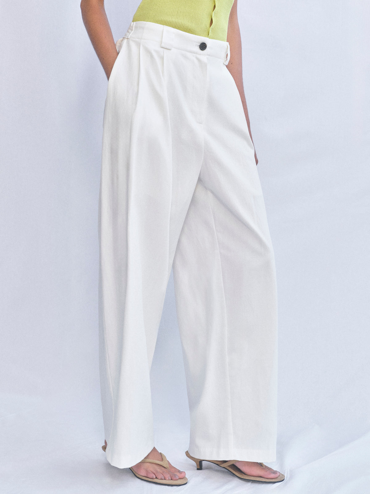 Elvana Pleated Pants, White