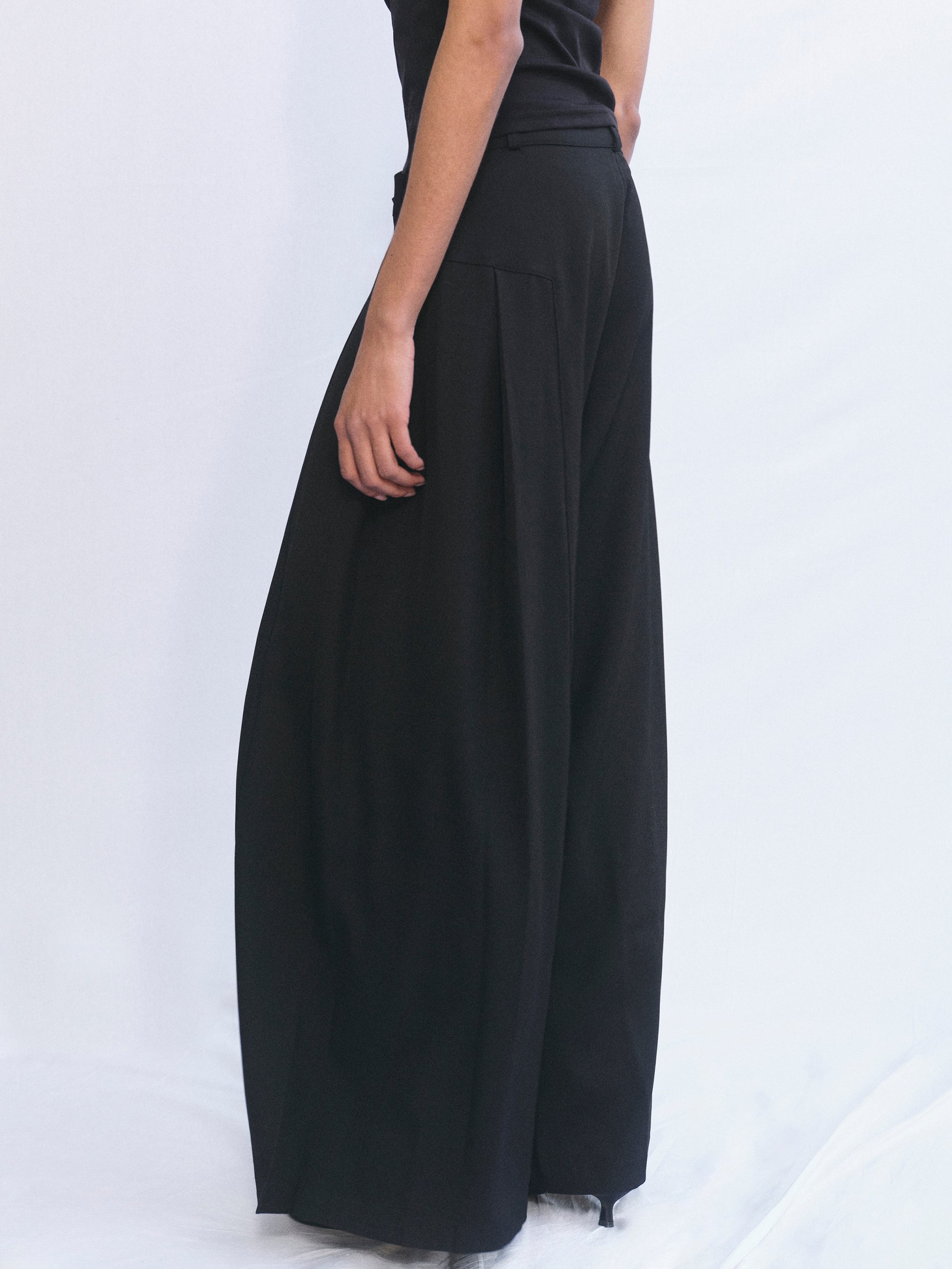 Flowy Wide-Leg Pants, Black