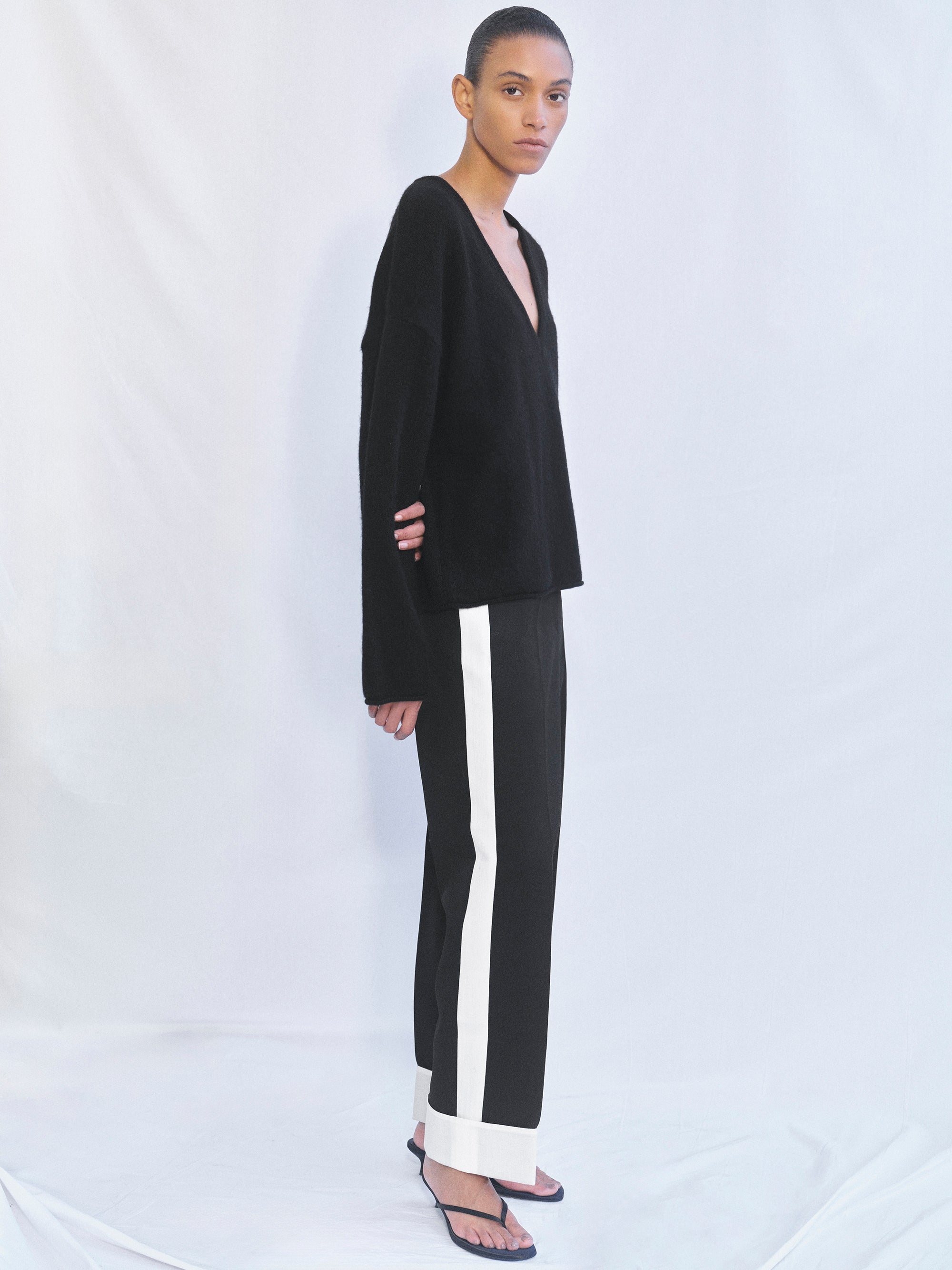 Brushed V-Neck Pullover, Black