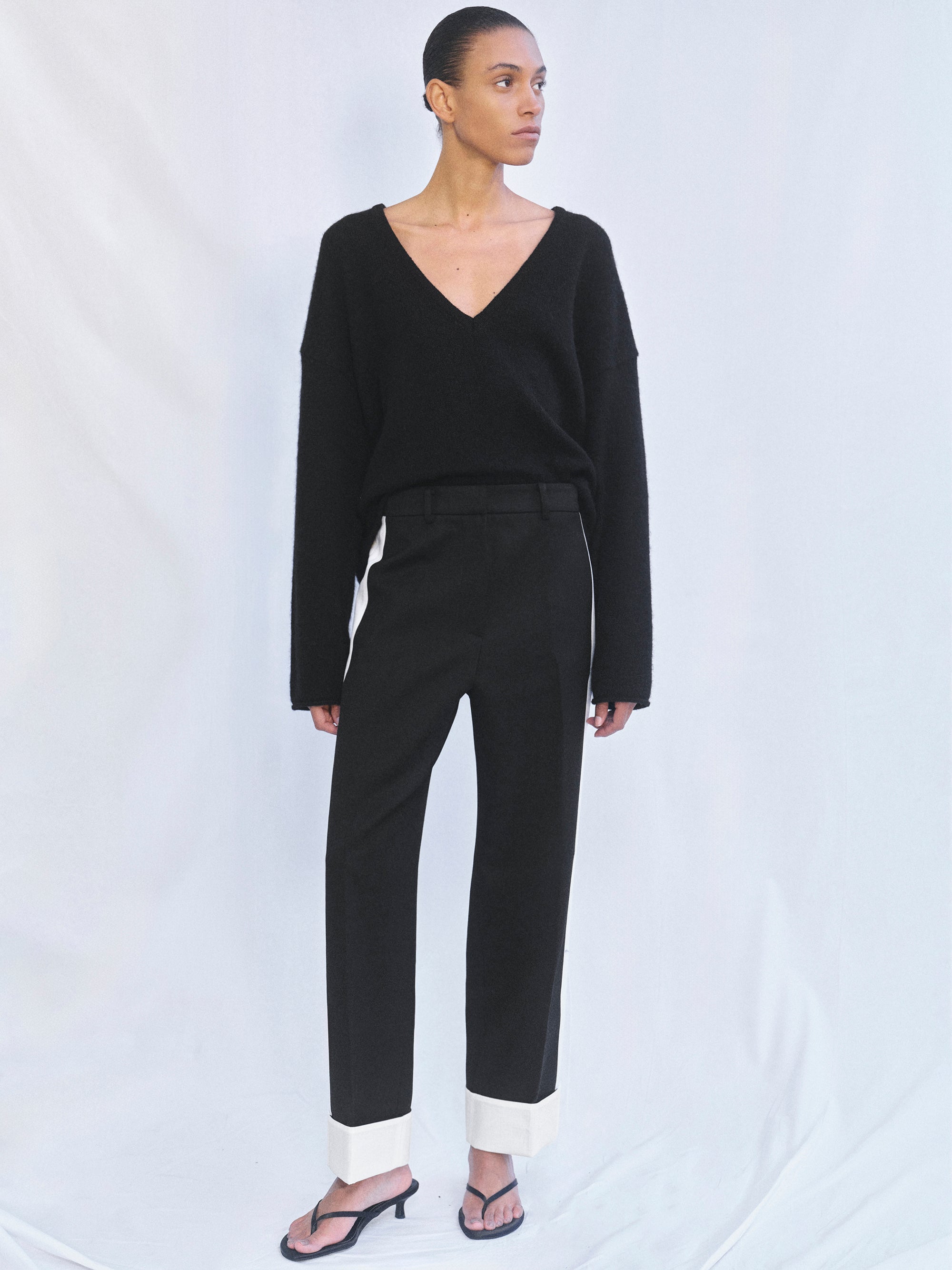 Colorblock Cuffed Trousers, Black