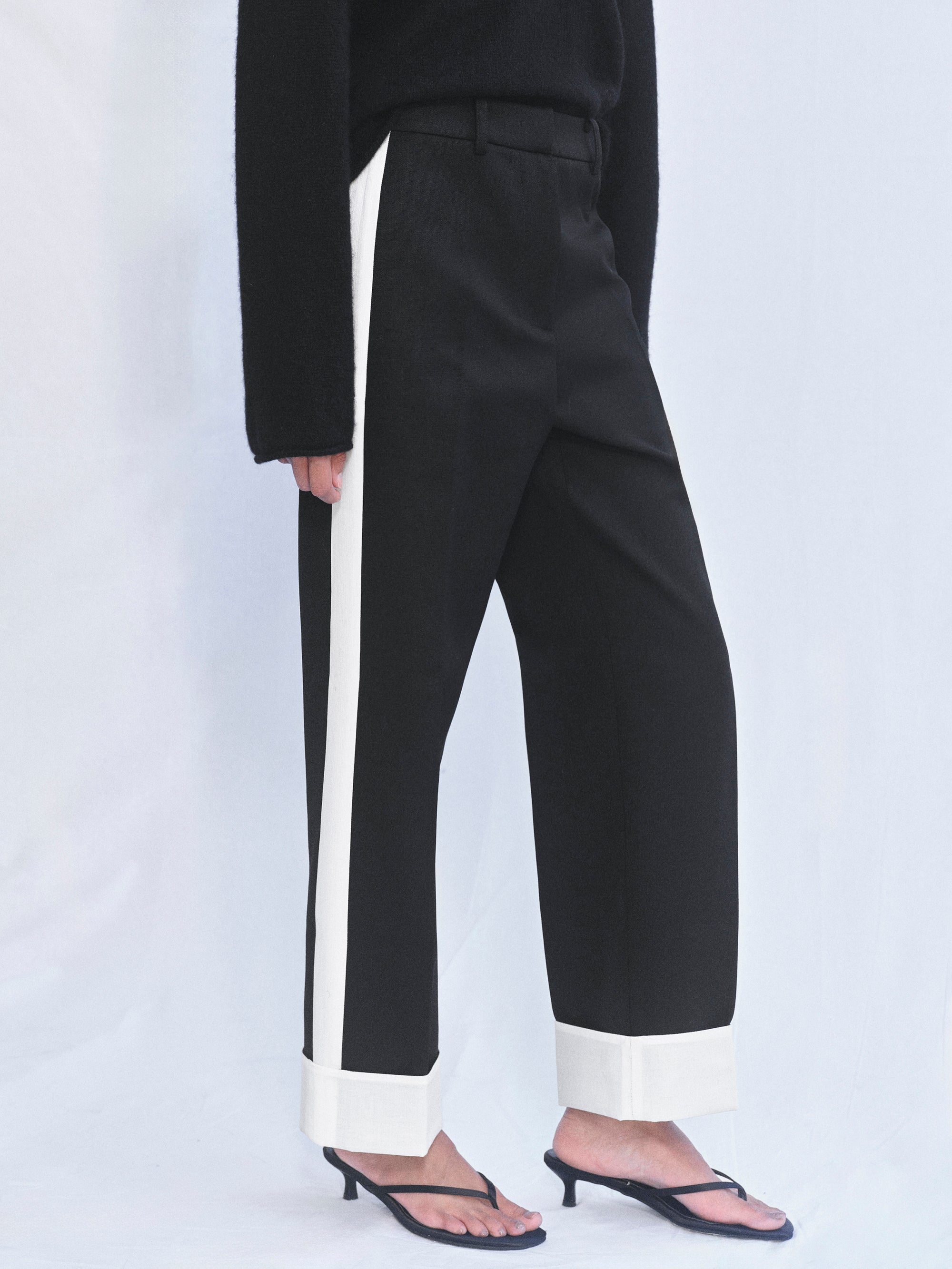 Colorblock Cuffed Trousers, Black