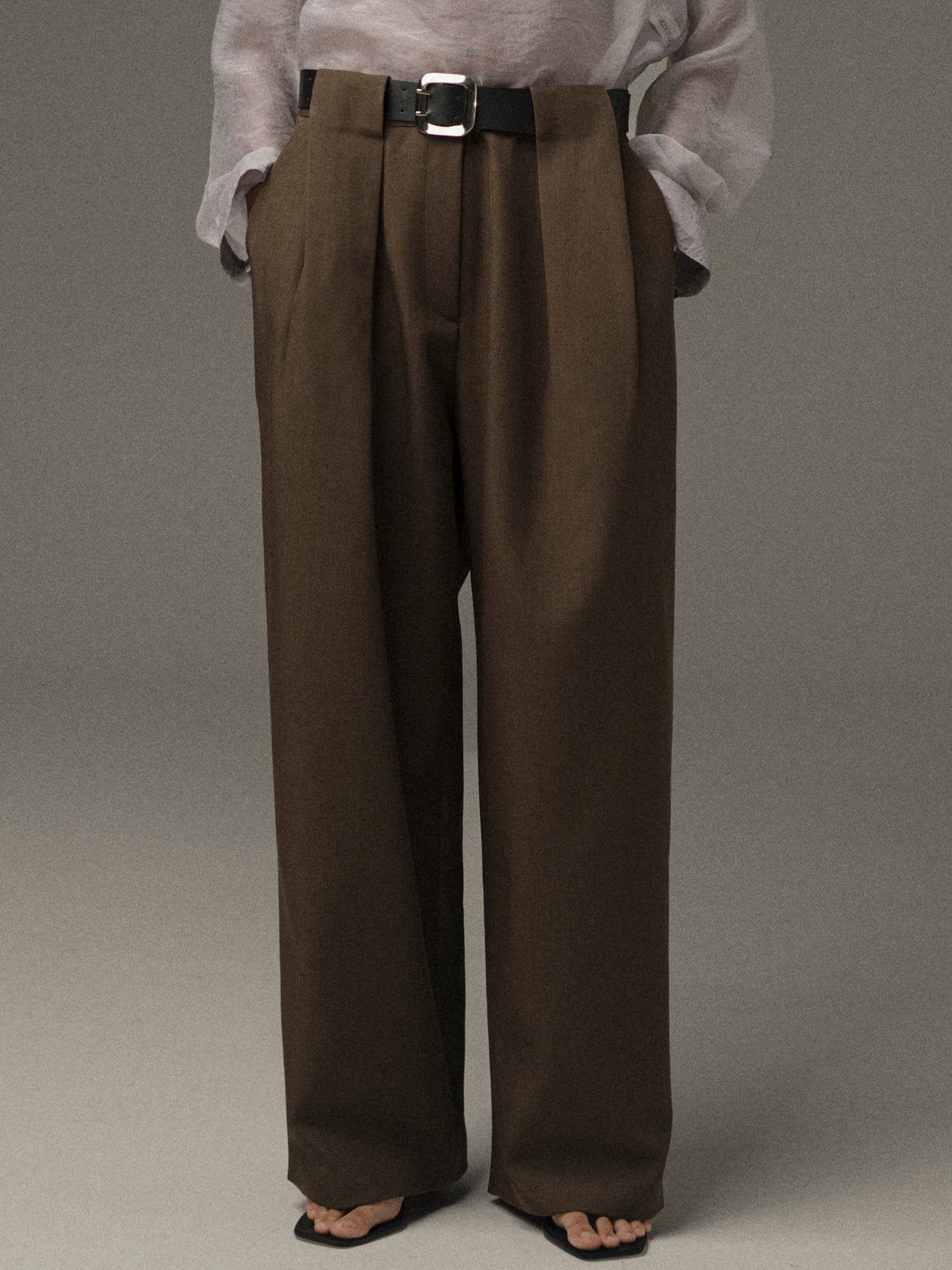 Matteo Belted Tuck Trousers, Brown