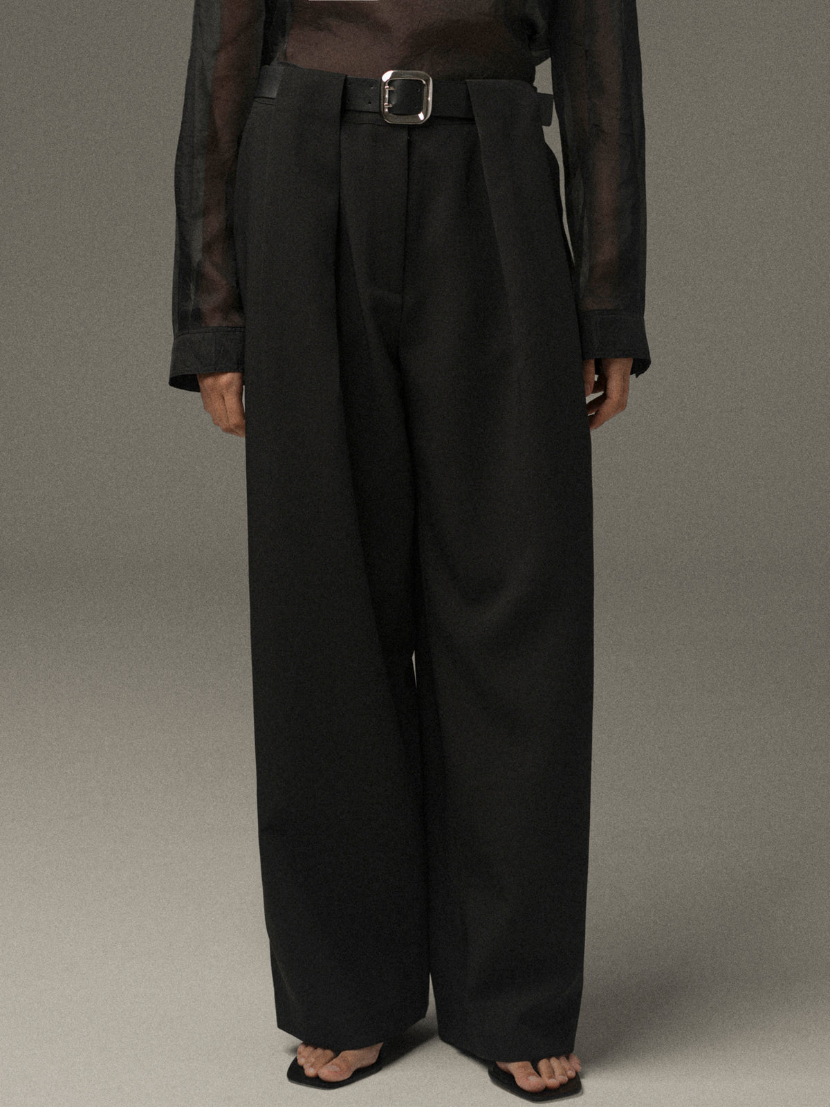 Matteo Belted Tuck Trousers, Black