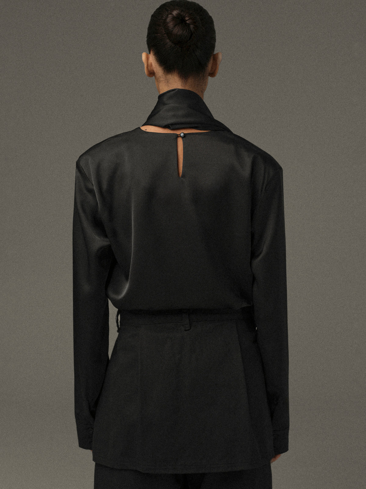 Koa Scarf Satin Blouse, Black