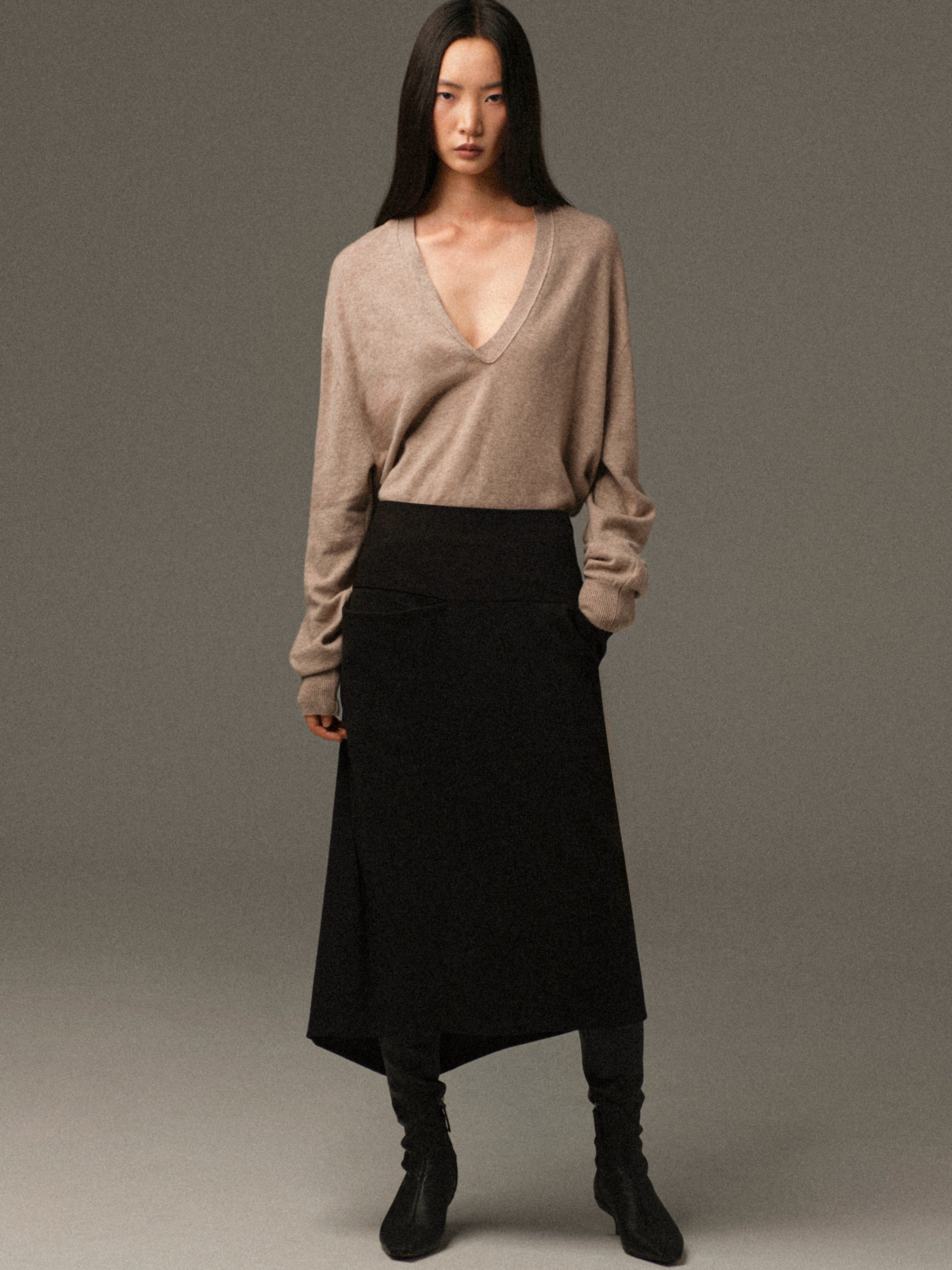 Byrone Half Twist Sweater, Beige