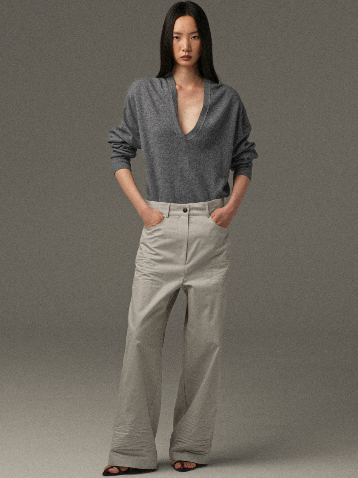 Byrone Half Twist Sweater, Grey