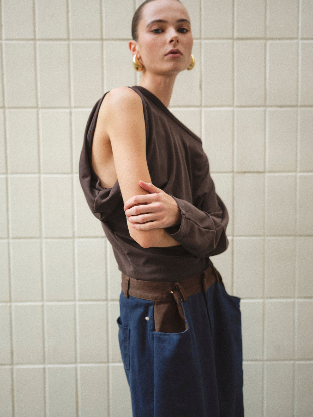 Jolie One-Sleeve Draped Top, Brown