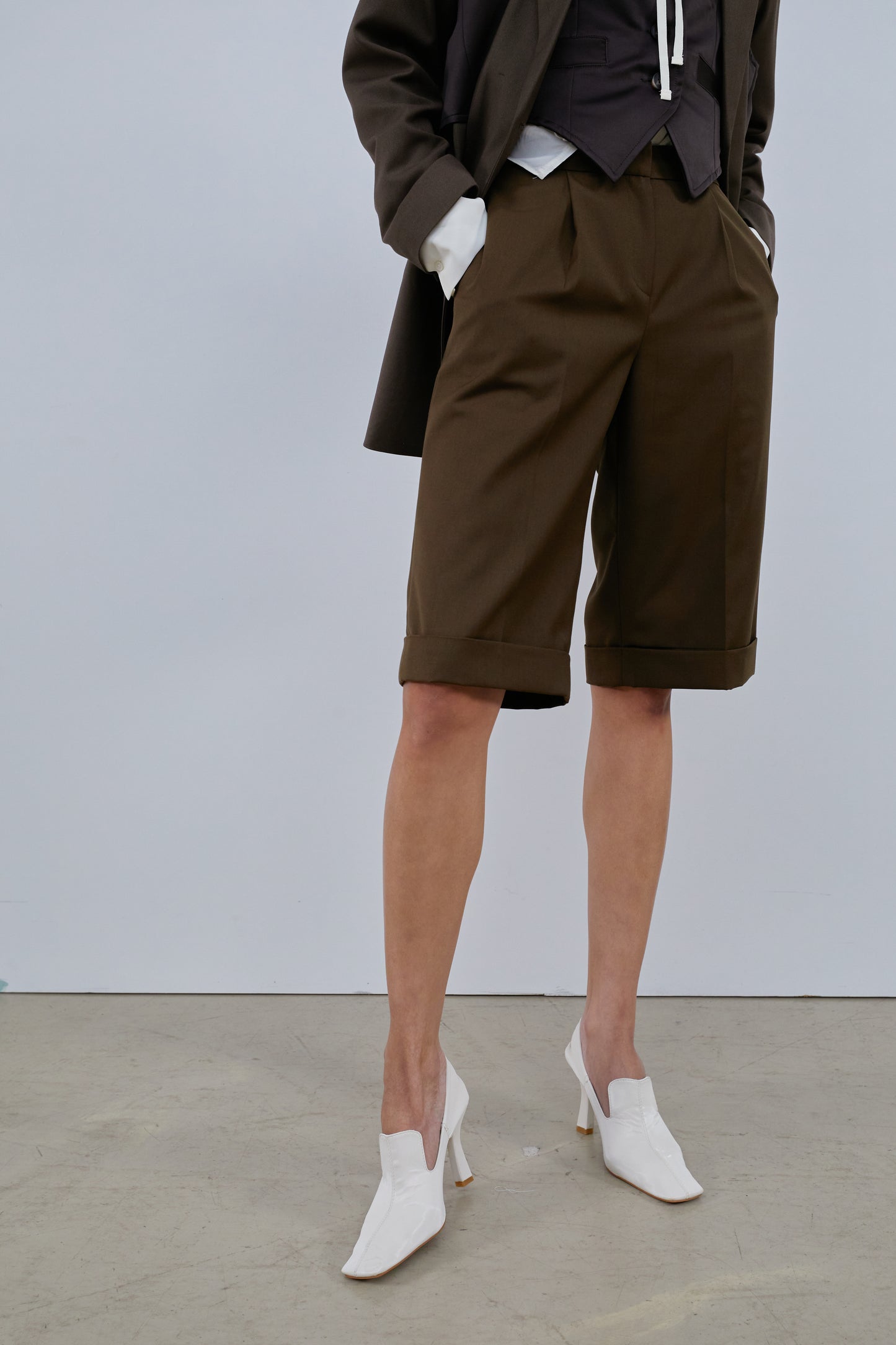 Suit Trouser Short, Coffee Brown