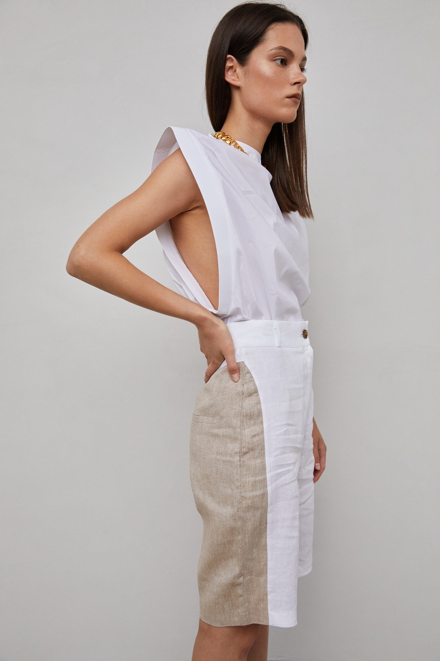 Linen Bicolor Shorts, White & Beige