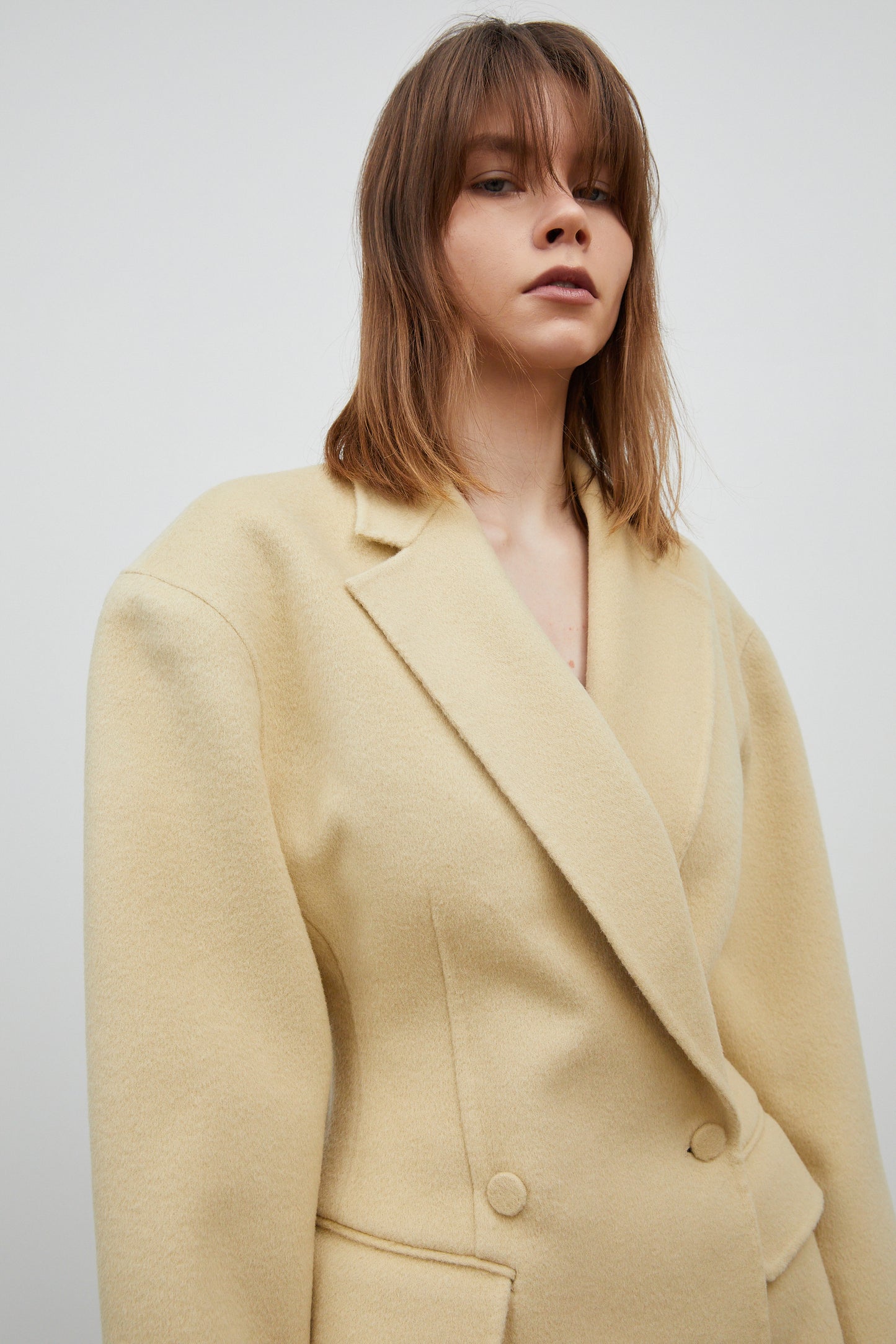 Ultra-Lightweight Fitted Fine Wool Coat, Warm Beige