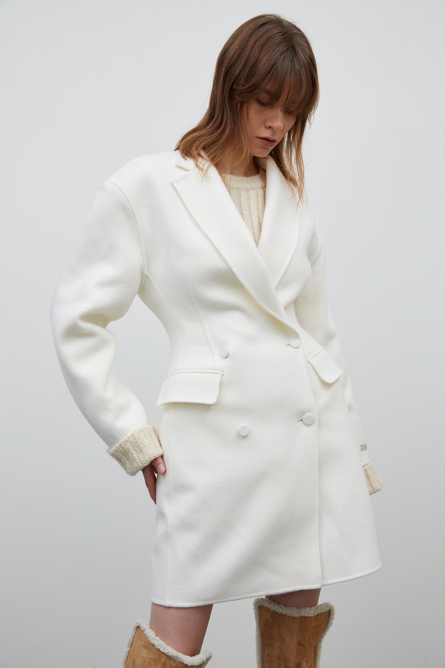 Ultra-Lightweight Fitted Fine Wool Coat, Snow White