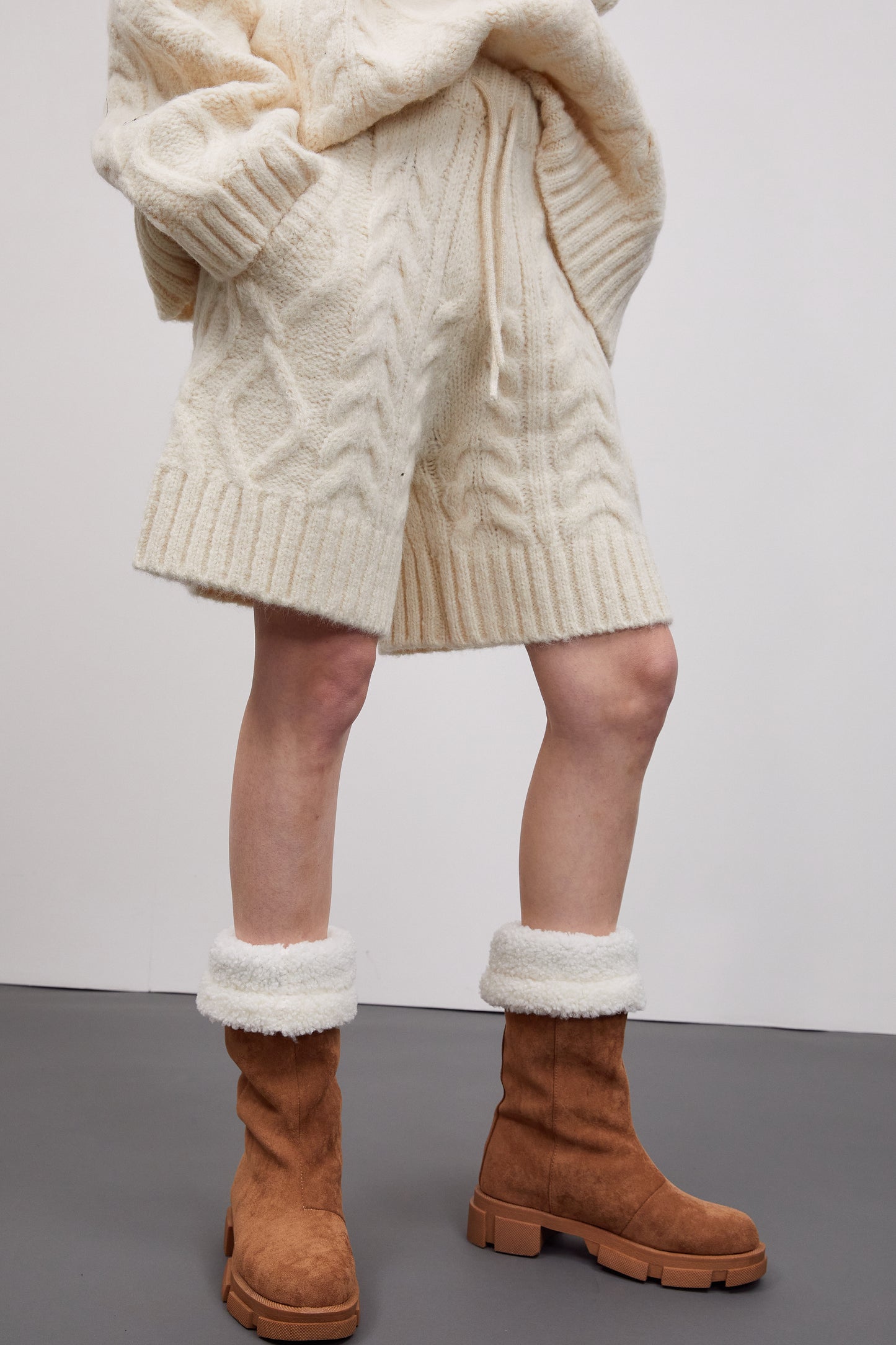 Cable-Knit Turtleneck Sweater And Shorts Set, Eggnog