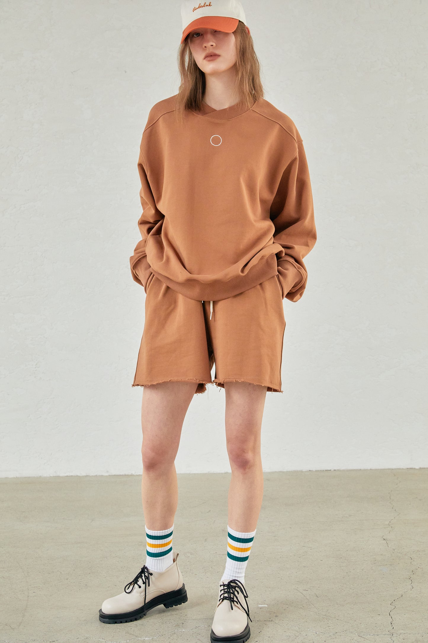 Circle Sweatshirt, Camel Brown