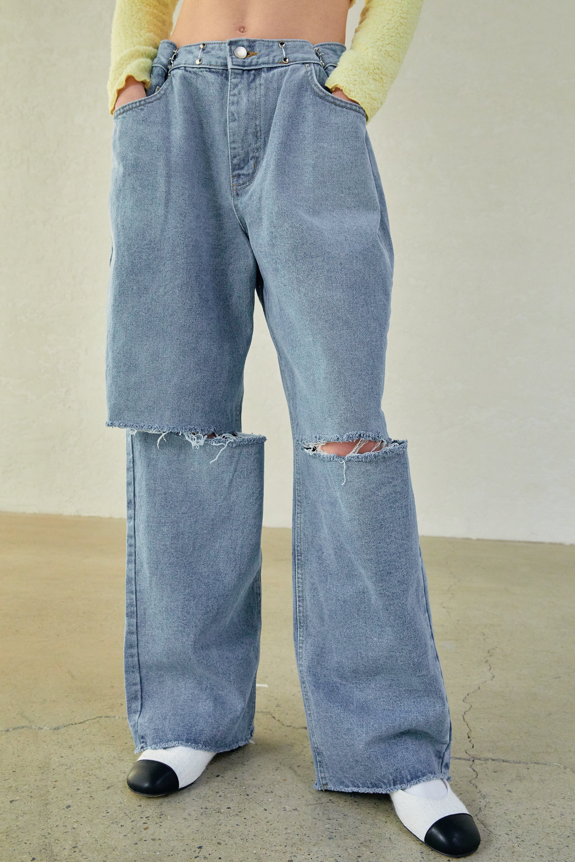 Wide Leg Ripped Jeans, Blue – SourceUnknown
