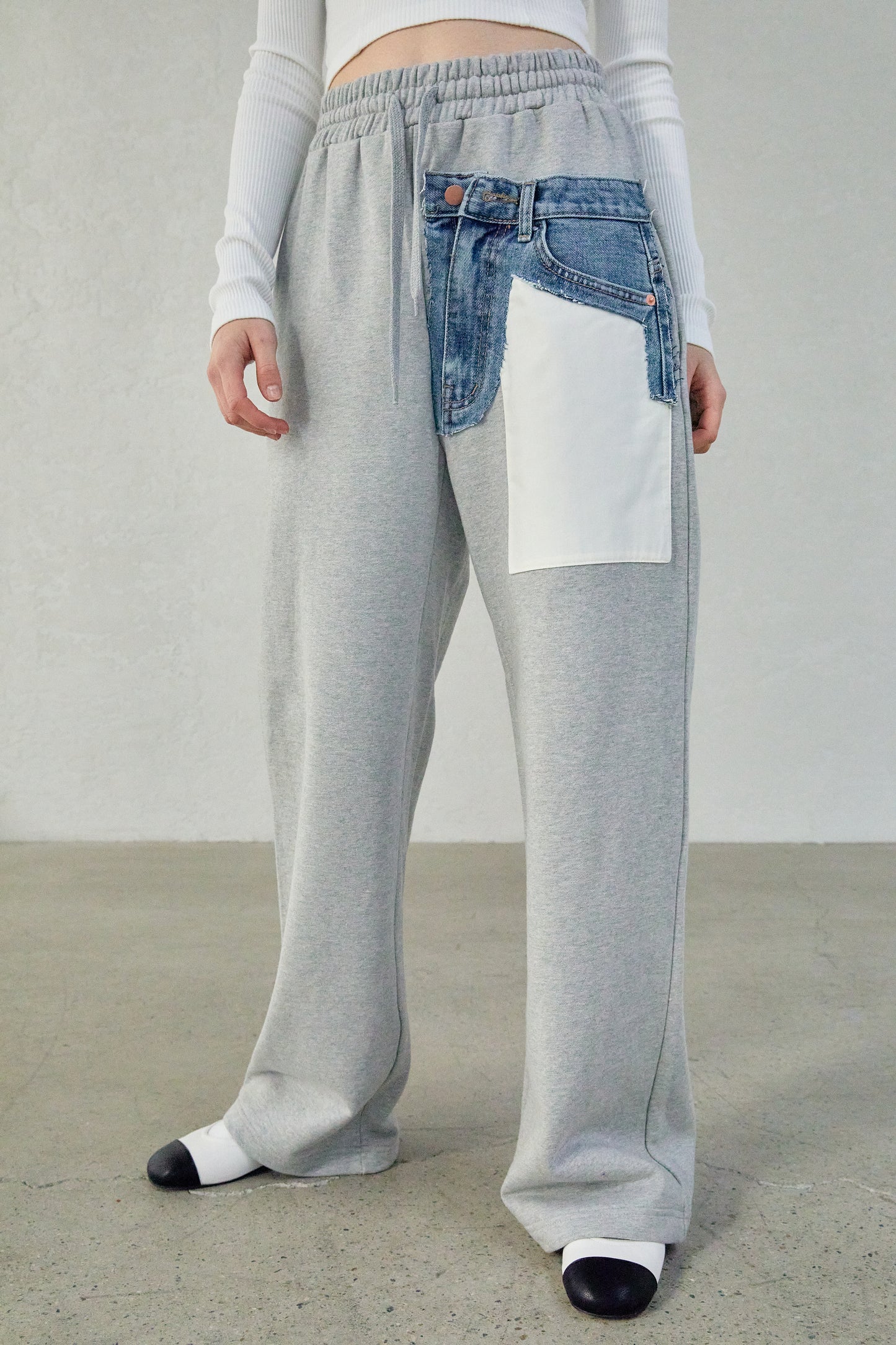 Wide Leg Jean SourceUnknown Sweatpants, – Grey Pocket