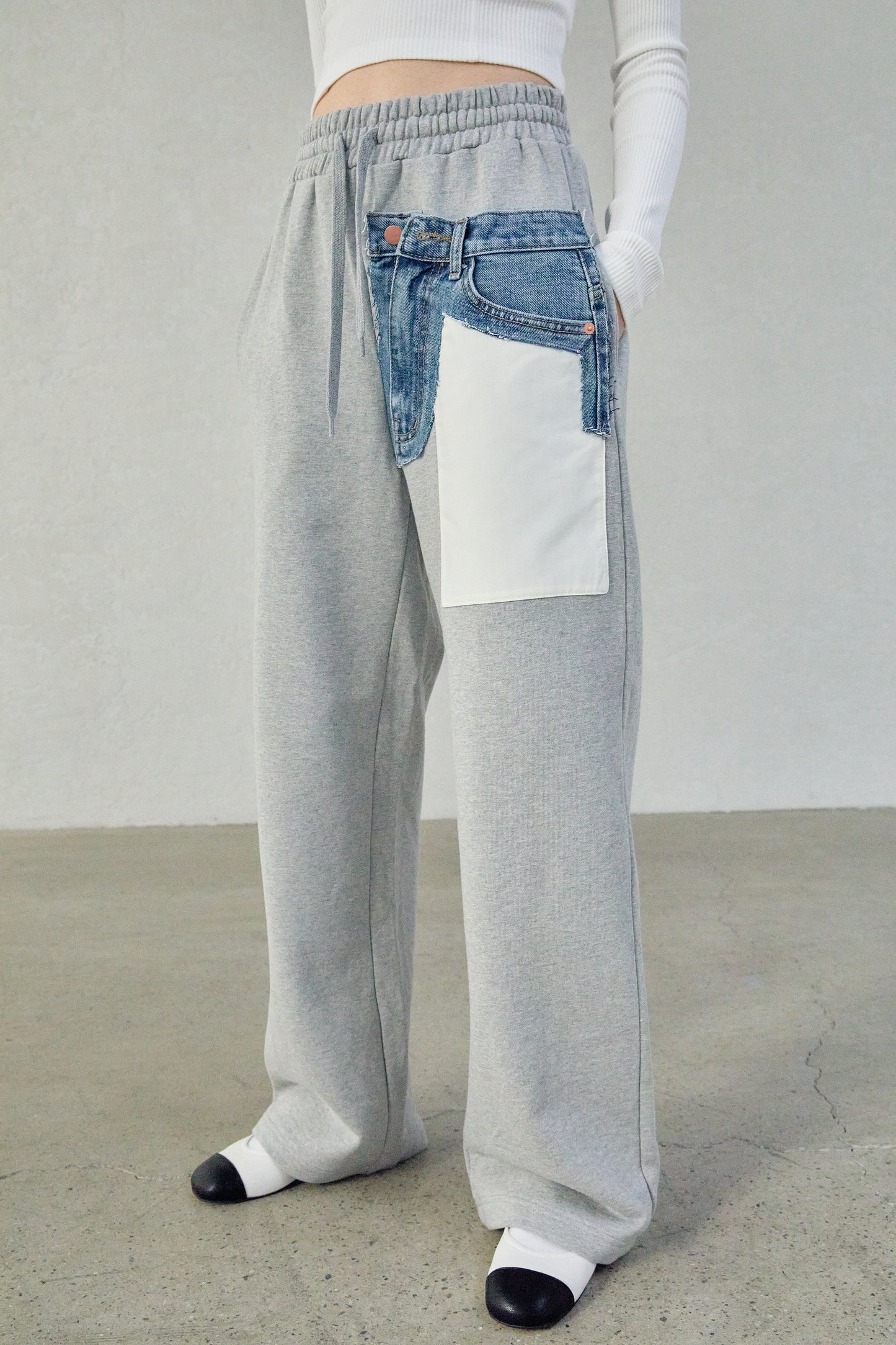 Wide Leg Jean Pocket Sweatpants, Grey