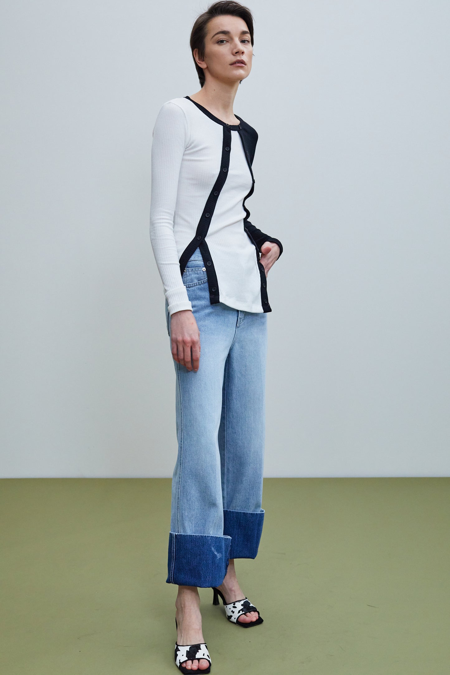 Colorblock Double Button Ribbed Top, Black & White
