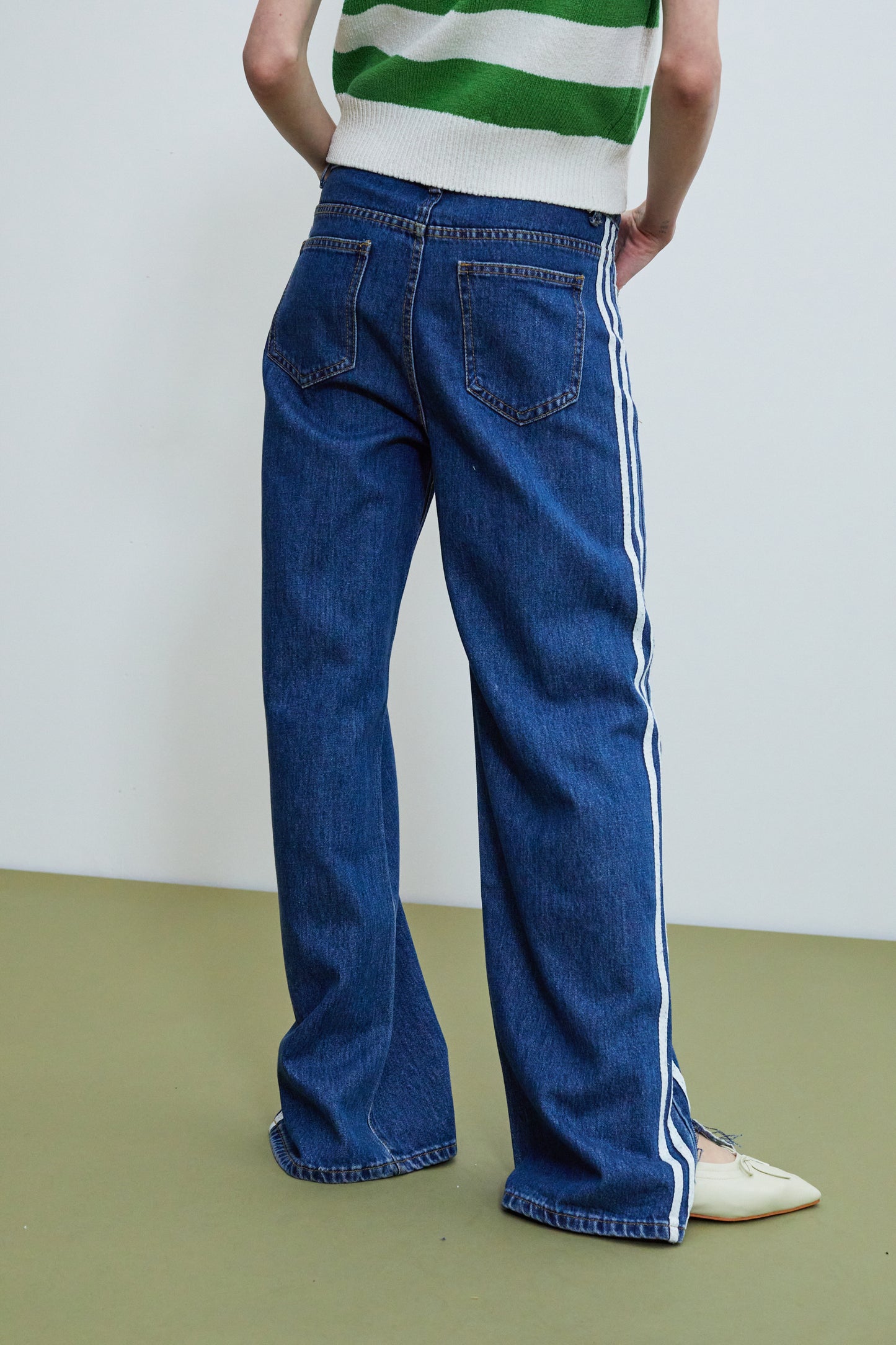 Side Striped Flowy Jeans With Slit, Blue