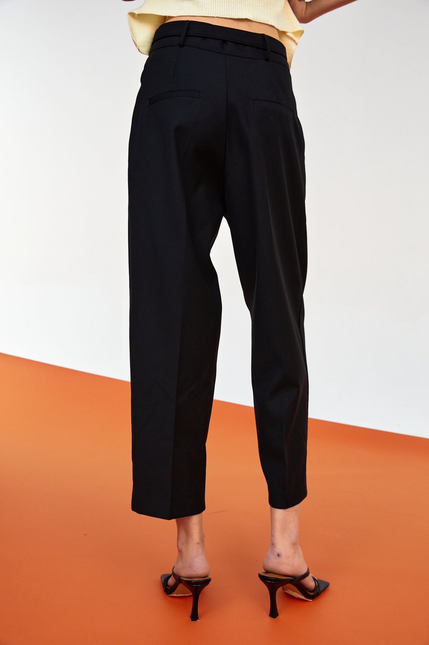 Square Belt Tapered Trousers, Black