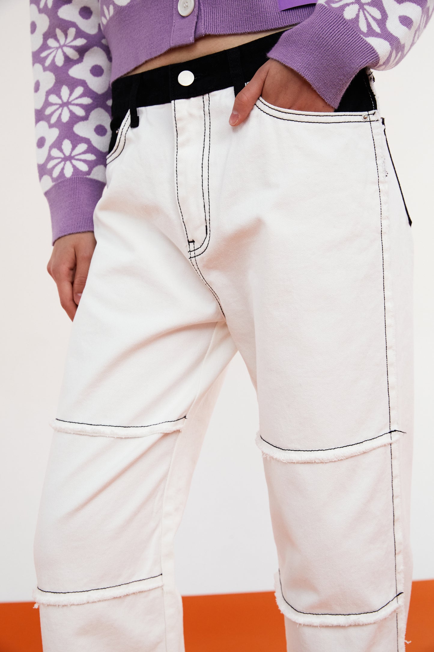 Contrast Pocket Frayed Panel Jeans, White