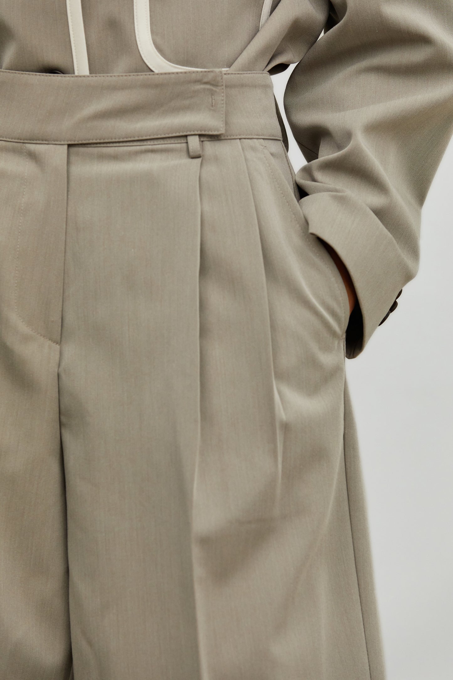 Wide Folded Suit Shorts, Hazelwood