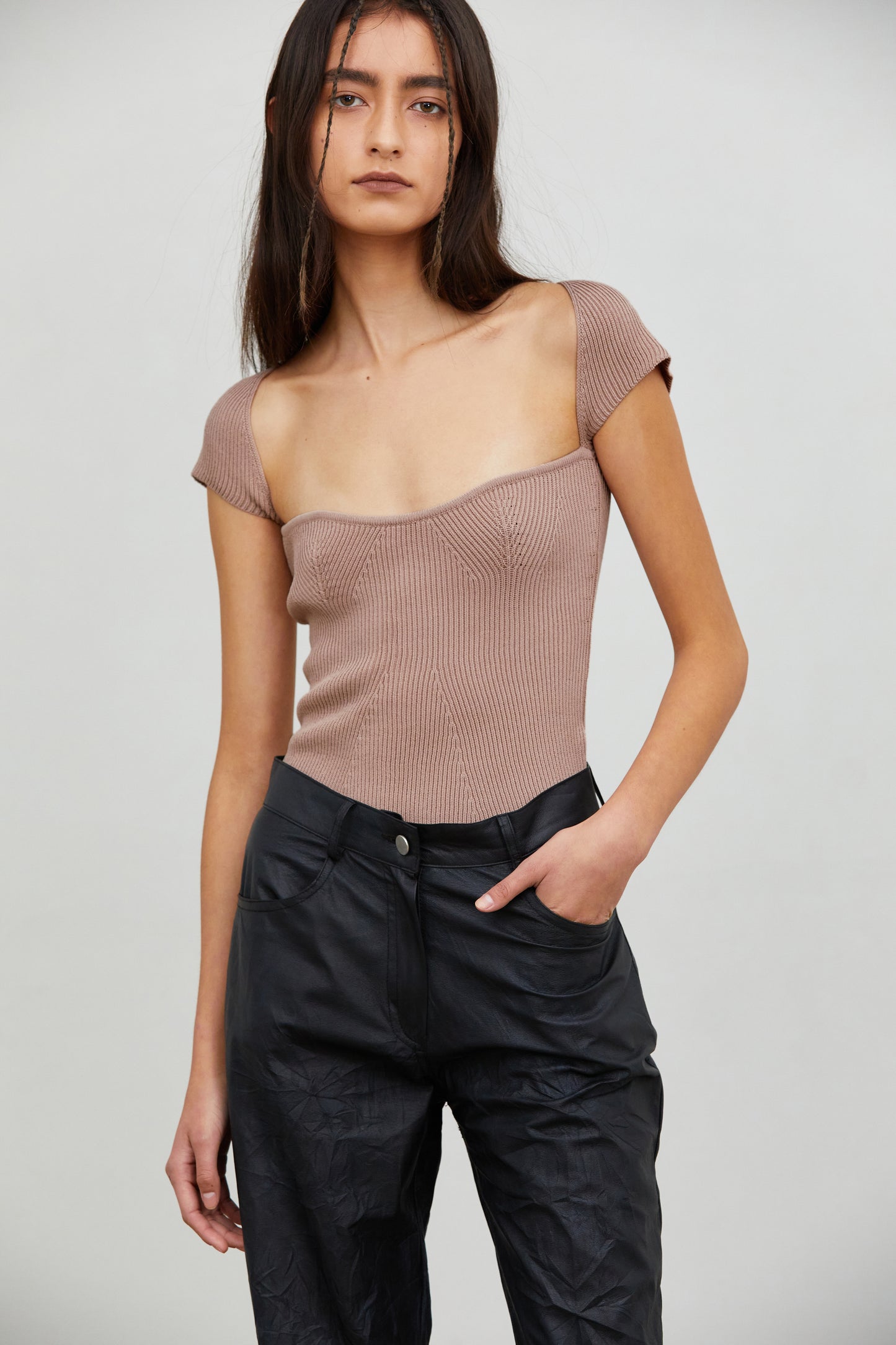 Short Sleeved Sweetheart Neckline Ribbed Knit, Sepia – SourceUnknown
