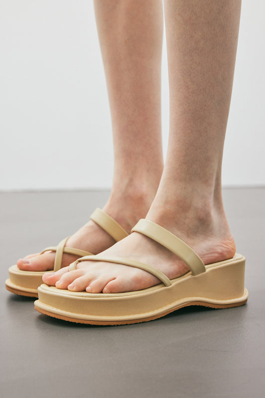 Cross Toe Strap Sandals, Nude Brown