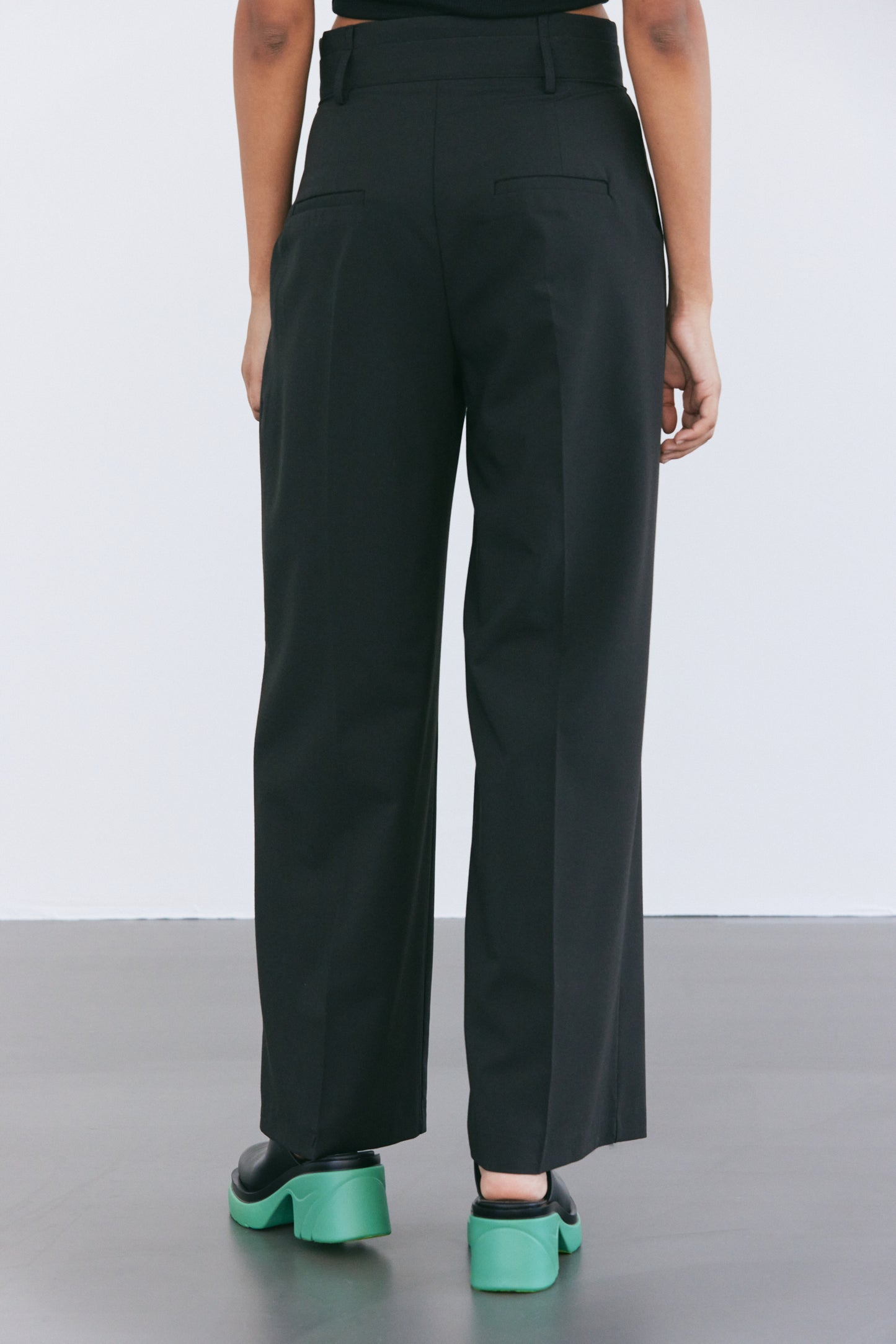 Half Belted Trousers, Black