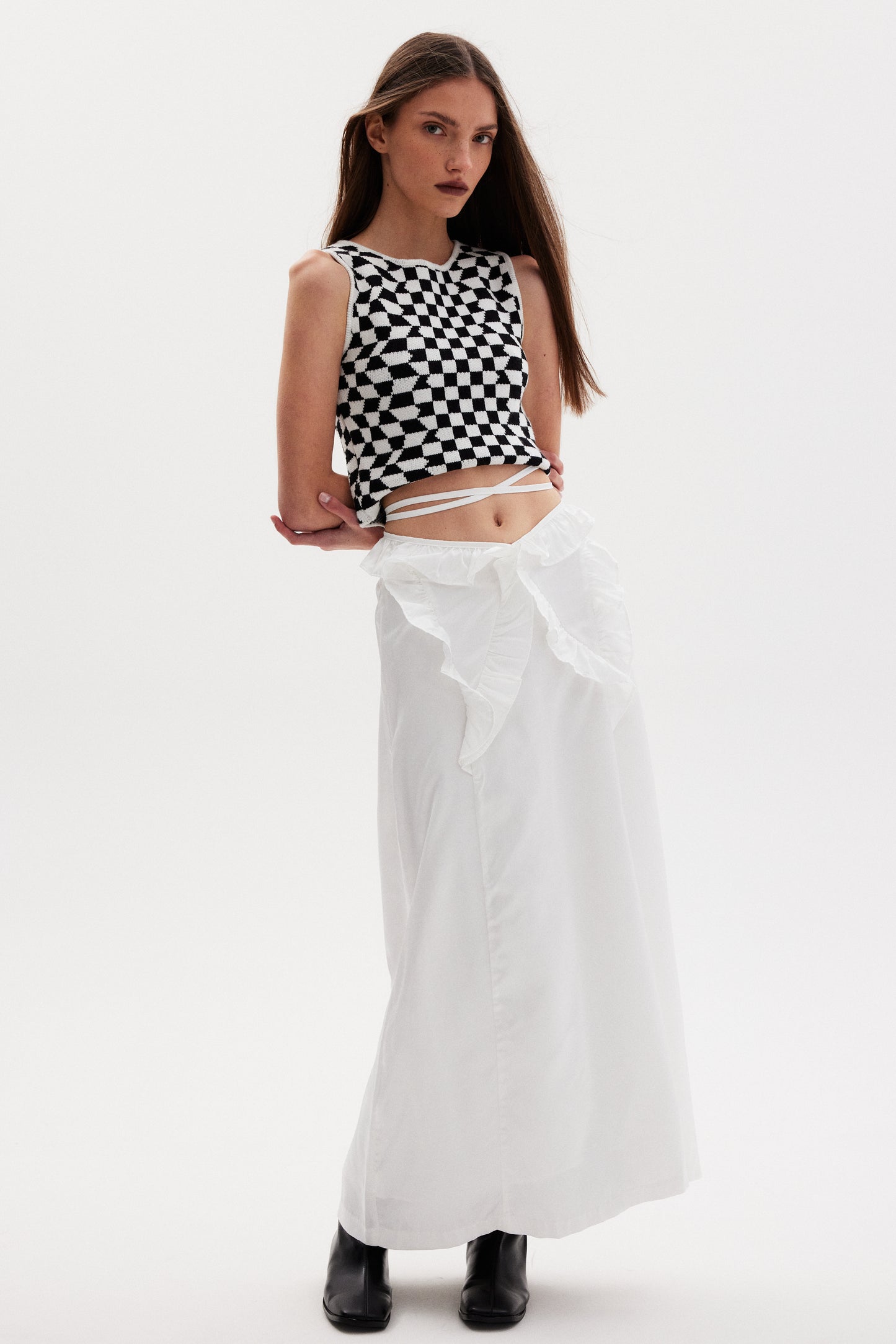 V-Cut Tie Waist Skirt, Porcelain