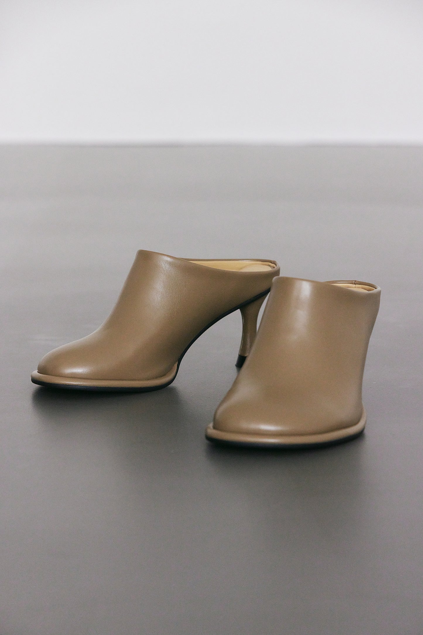 Round Toe Leather Mule, Iced Coffee
