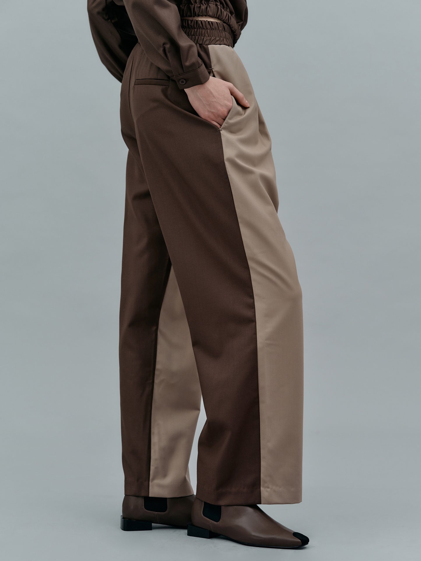 Bicolor Track Pants, Ecru & Hickory – SourceUnknown