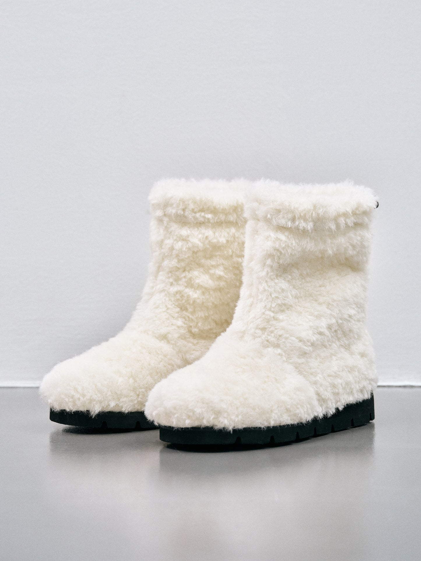 Flat Faux Fur Boots, Snow
