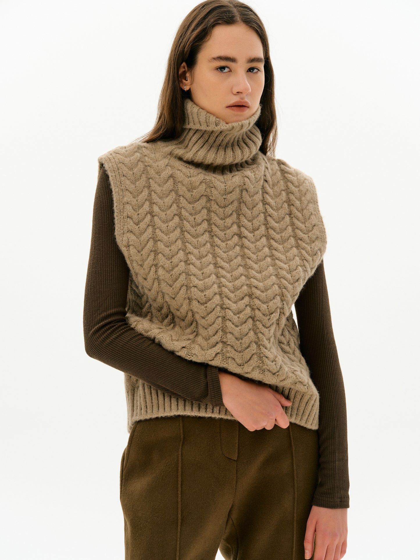 Cable Knit Sleeveless Turtleneck, Biscuit