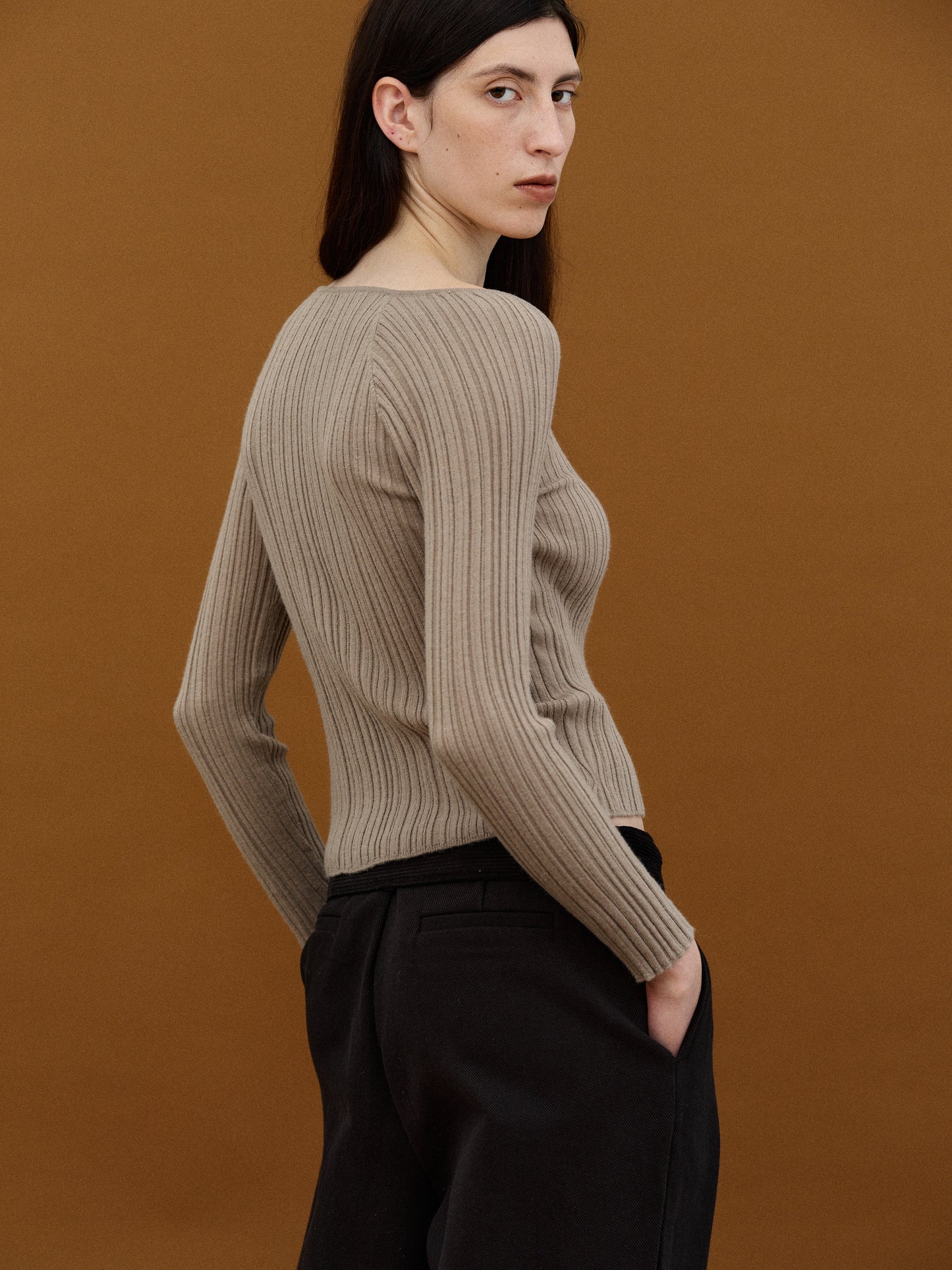 Single Twisted Knit Top, Coffee