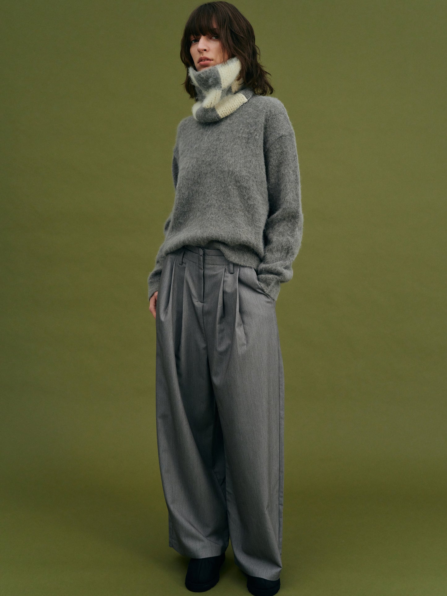 Hairy Neck Warmer Sweater Set, Grey Melange