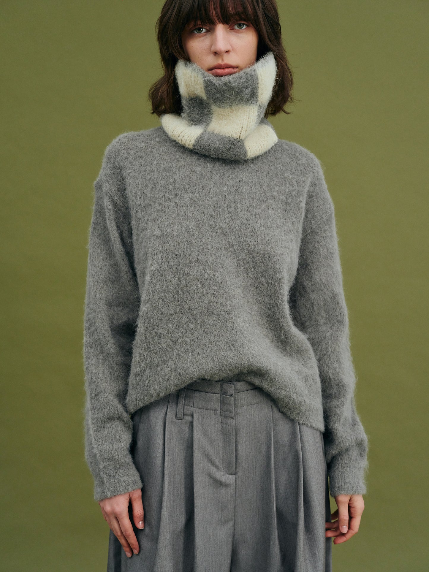 Hairy Neck Warmer Sweater Set, Grey Melange