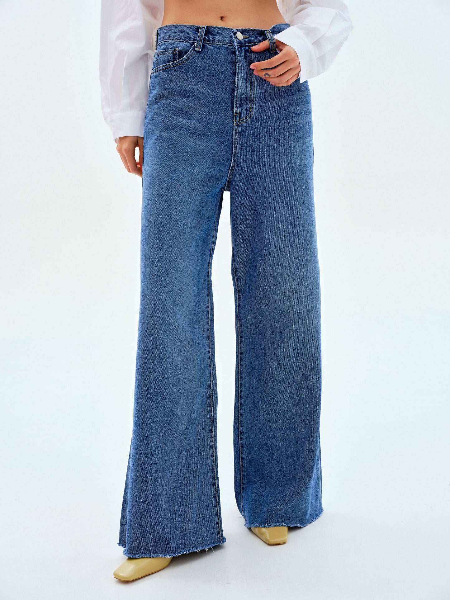 Source Unknown Exaggerated Wide-Leg Jeans