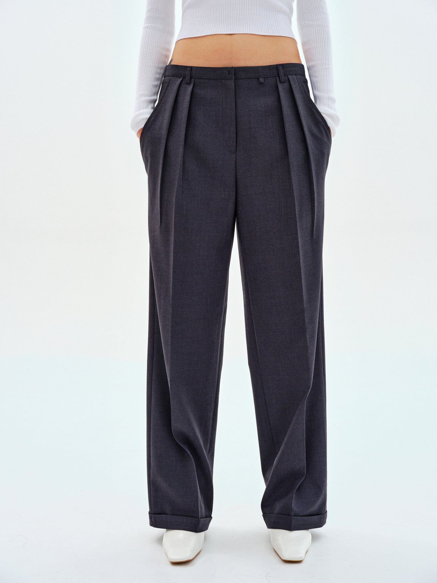Low-Rise Tencel Trousers, Charcoal