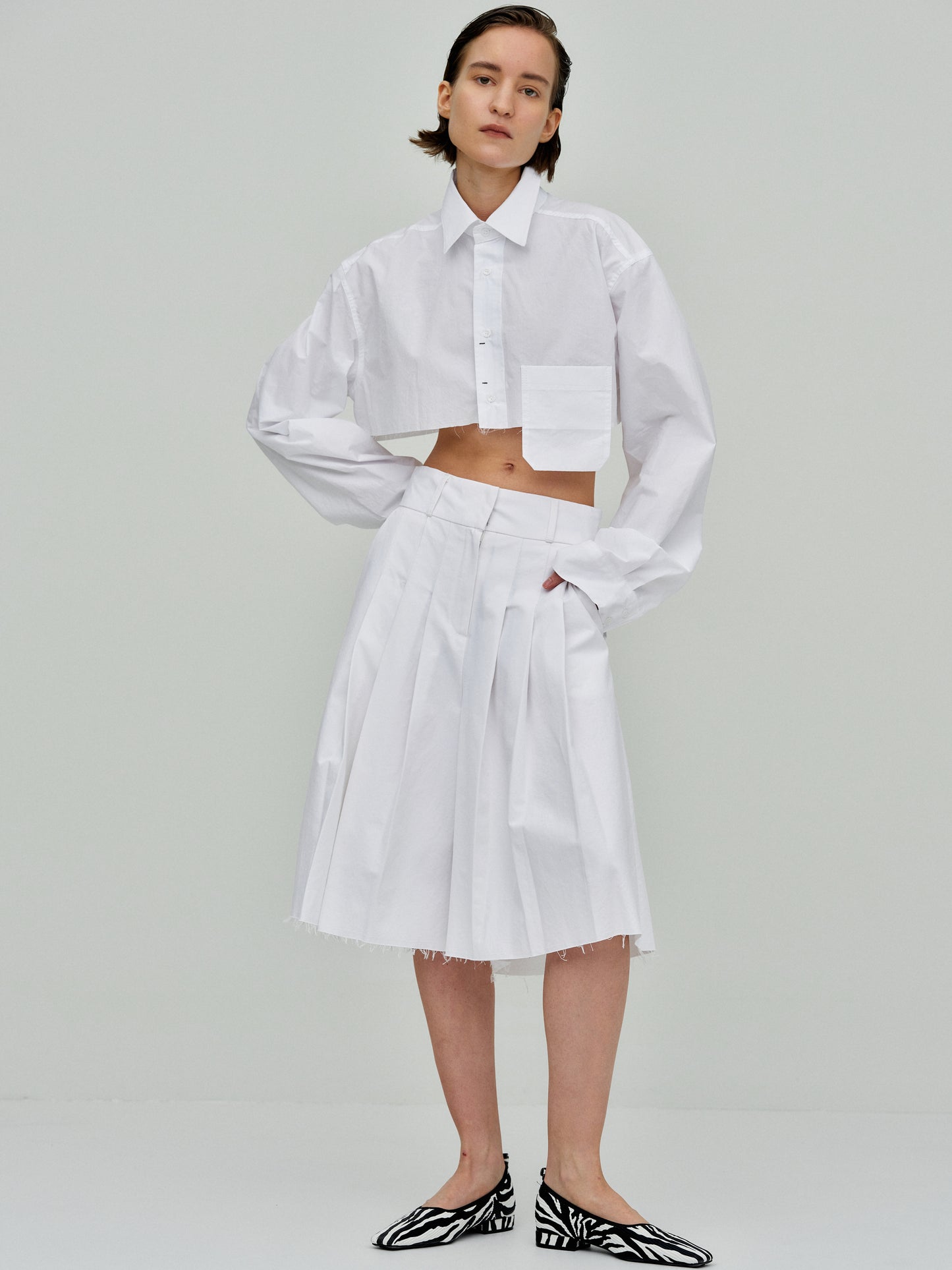 Pleated Wide Shorts, White
