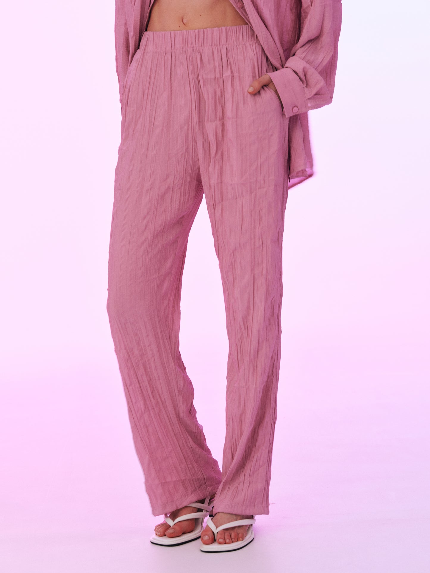 Crinkled Garment-Pleated Pants, Rose