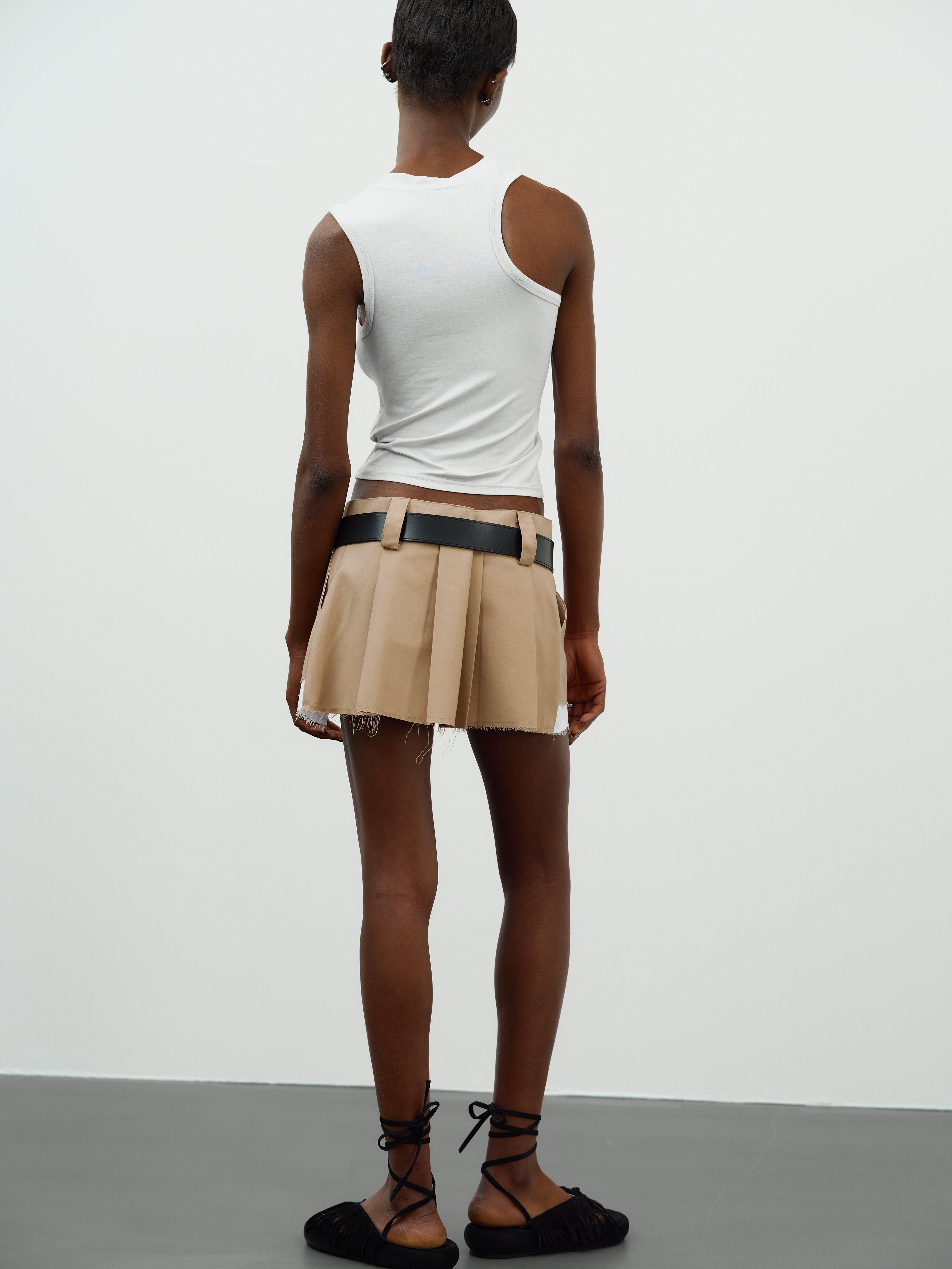 Low Rise Layer Micro Skirt, Sandy Brown – SourceUnknown