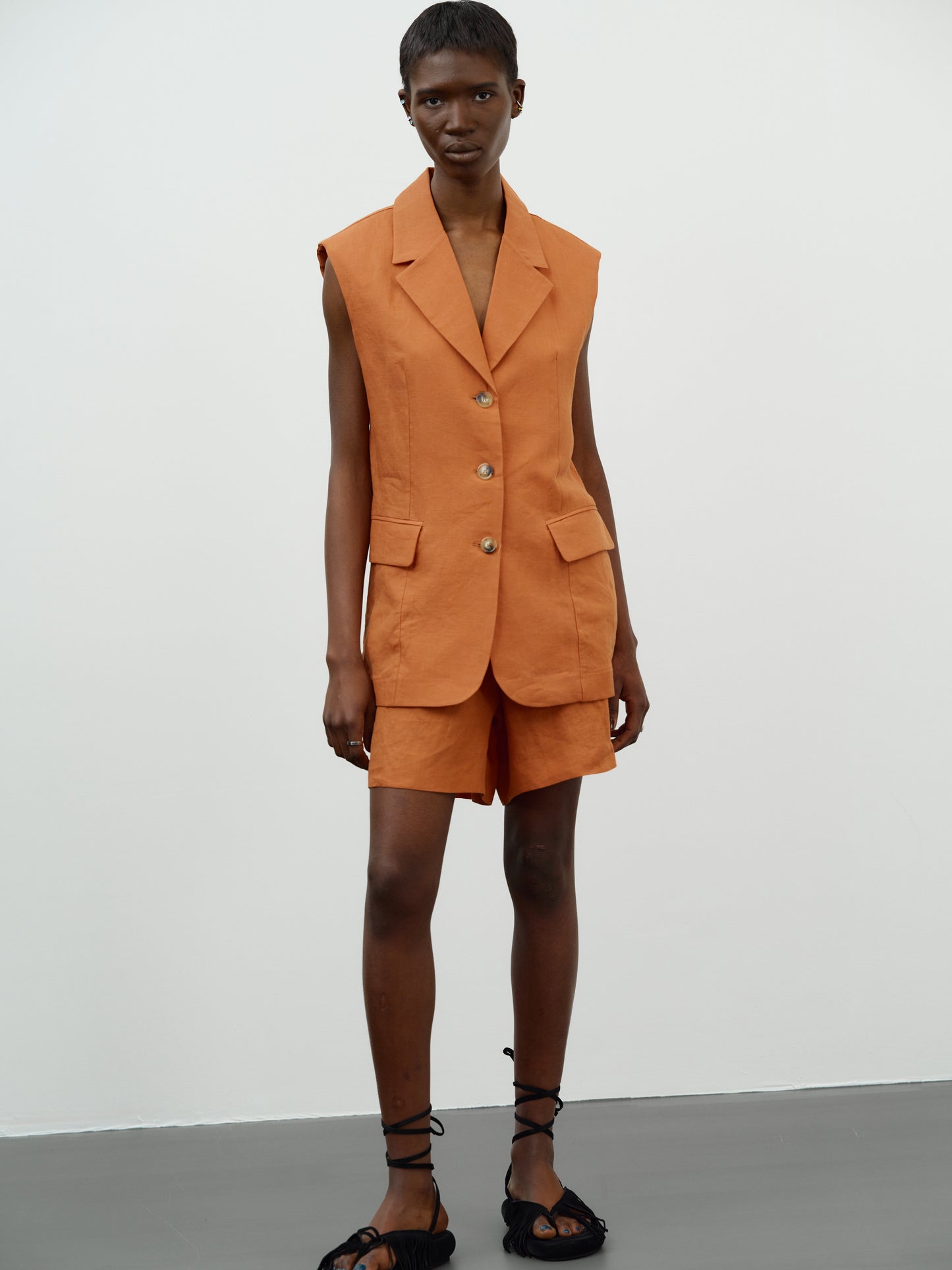 Linen Tailored Vest, Mock Orange